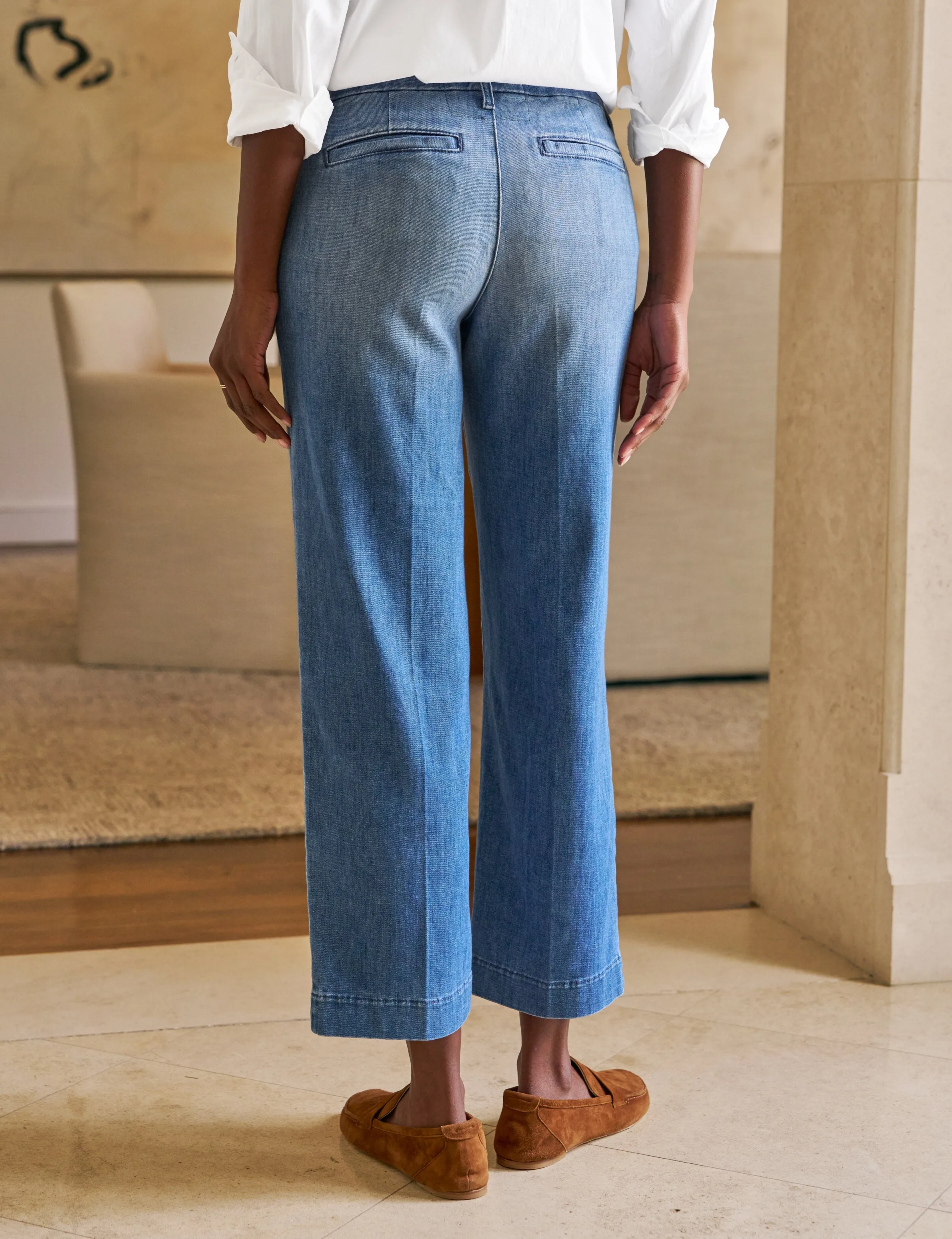 WESTPORT 1968 Wash, Italian Dream™ Light Denim sold by Frank & Eileen product image thumbnail 2