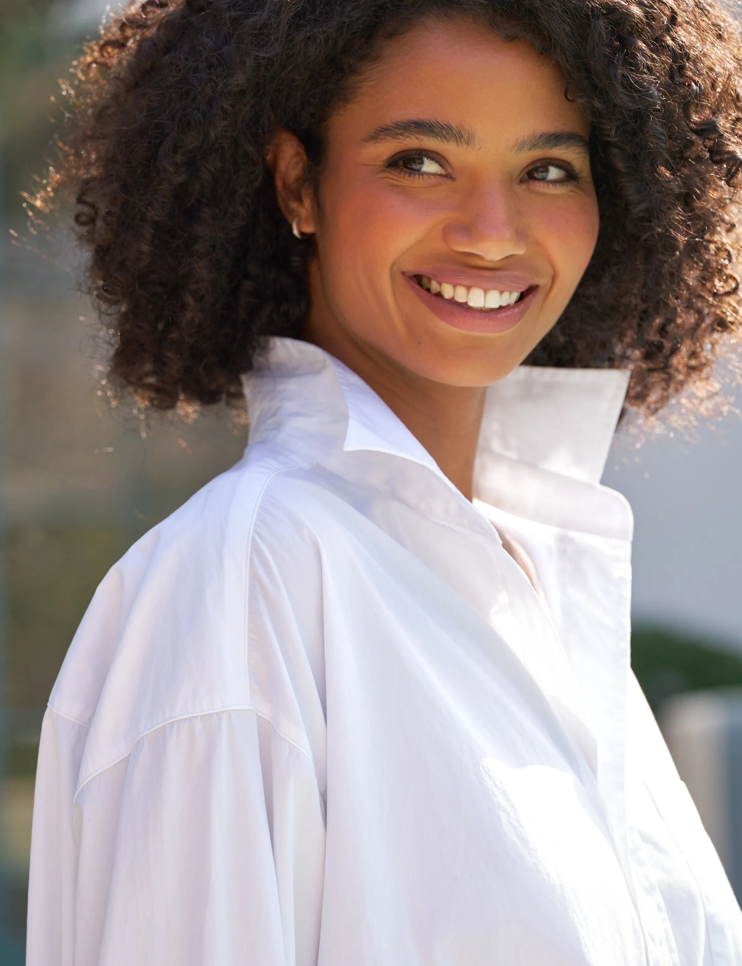 MACKENZIE White, Superluxe sold by Frank & Eileen product image thumbnail 3