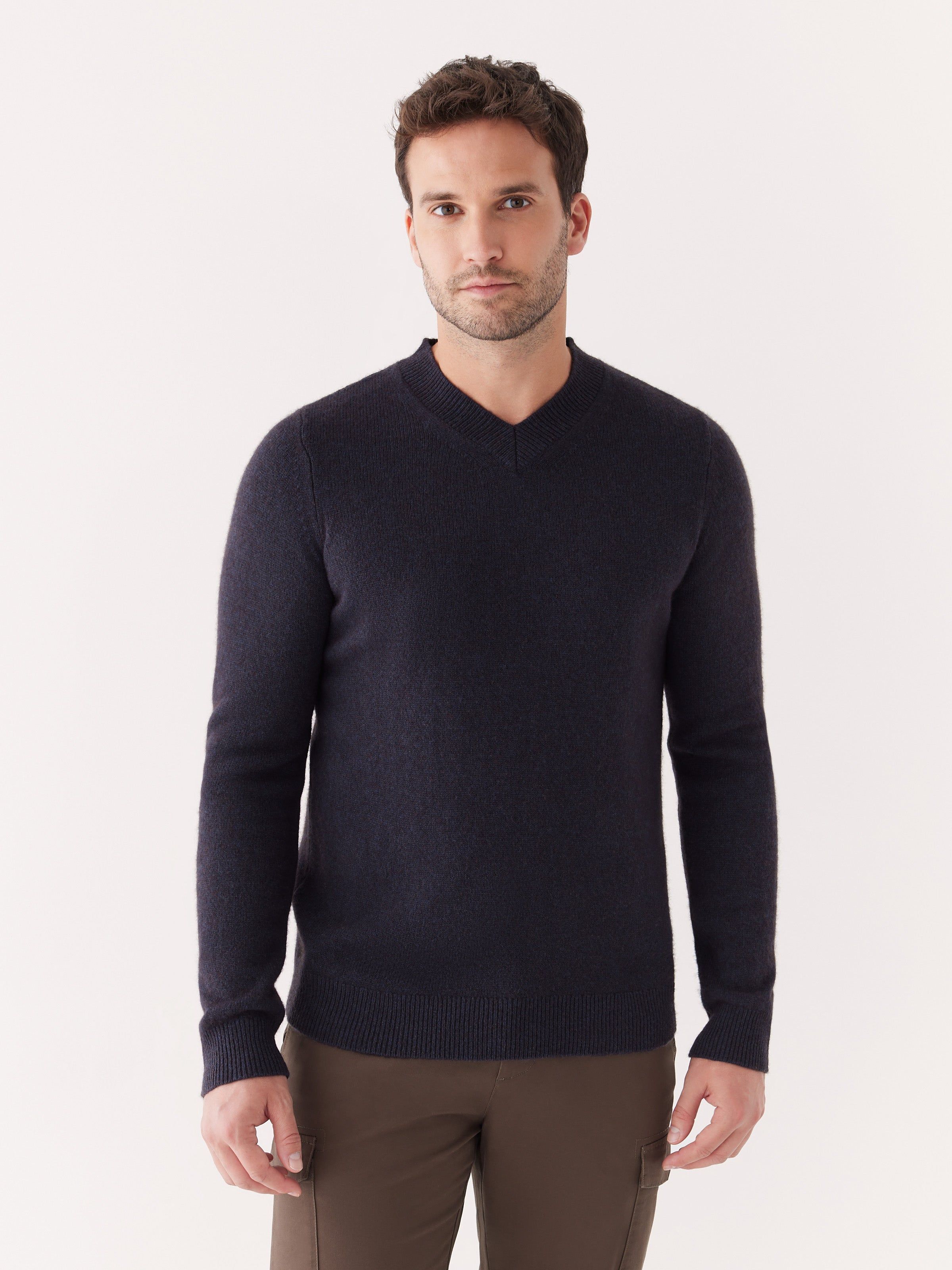 The Yak Wool V-Neck Sweater in Navy sold by Frank & Oak product image thumbnail 3