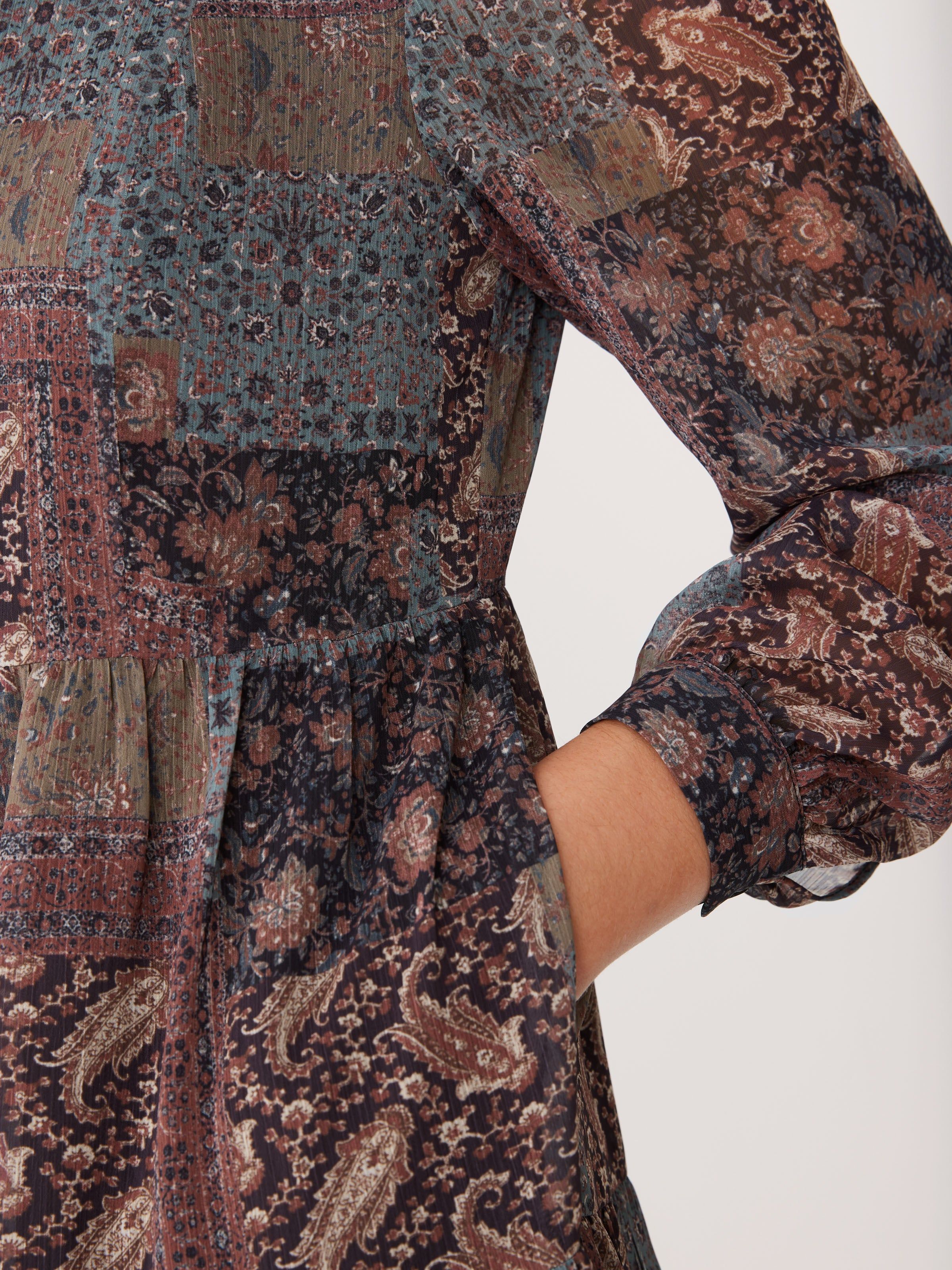 The Chiffon Short Dress in Elderberry sold by Frank & Oak product image thumbnail 4