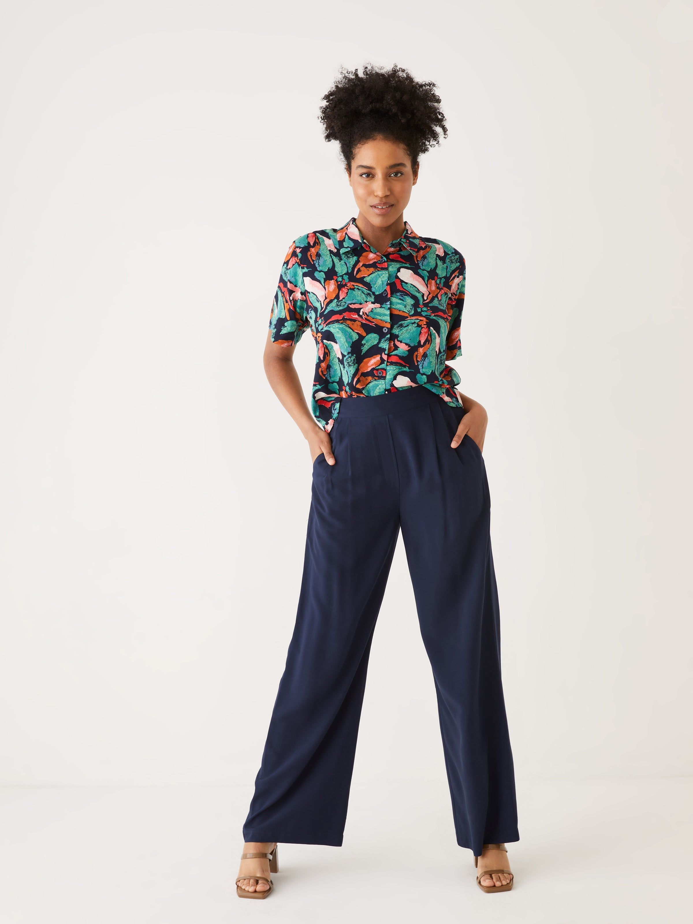 The Sally Wide Leg Pant in Navy sold by Frank & Oak product image thumbnail 5