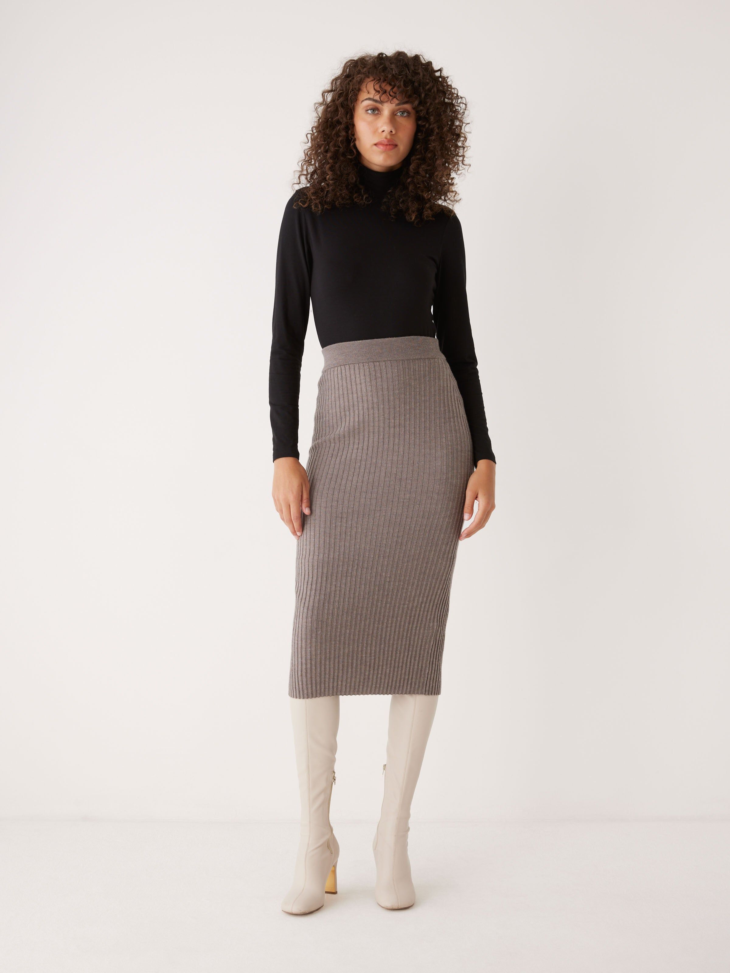 The Essential Long Sleeve Mockneck in Black sold by Frank & Oak product image thumbnail 3