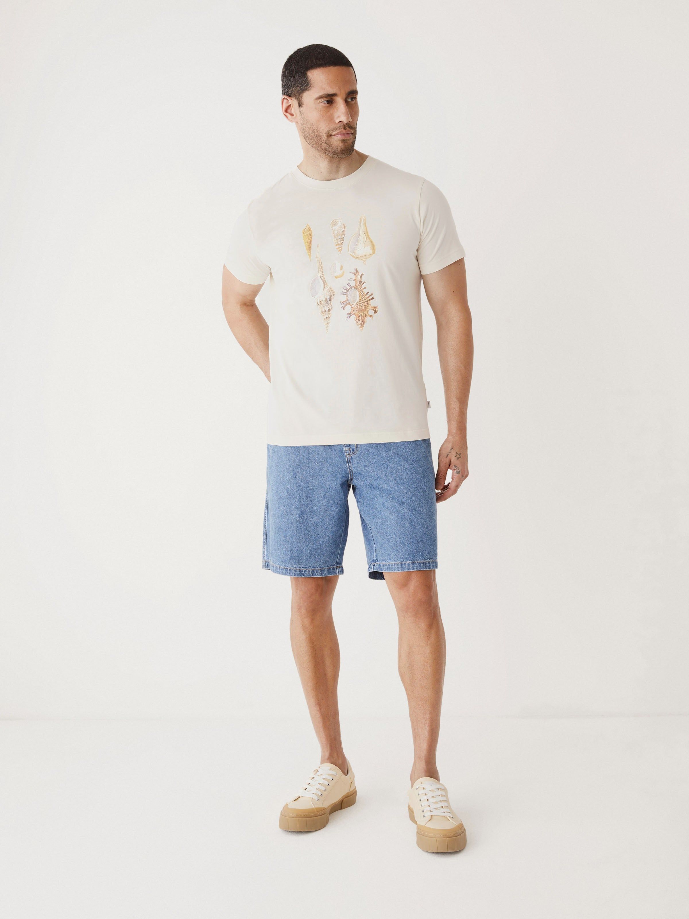 The Souvenir Slim T-Shirt in White sold by Frank & Oak product image thumbnail 4