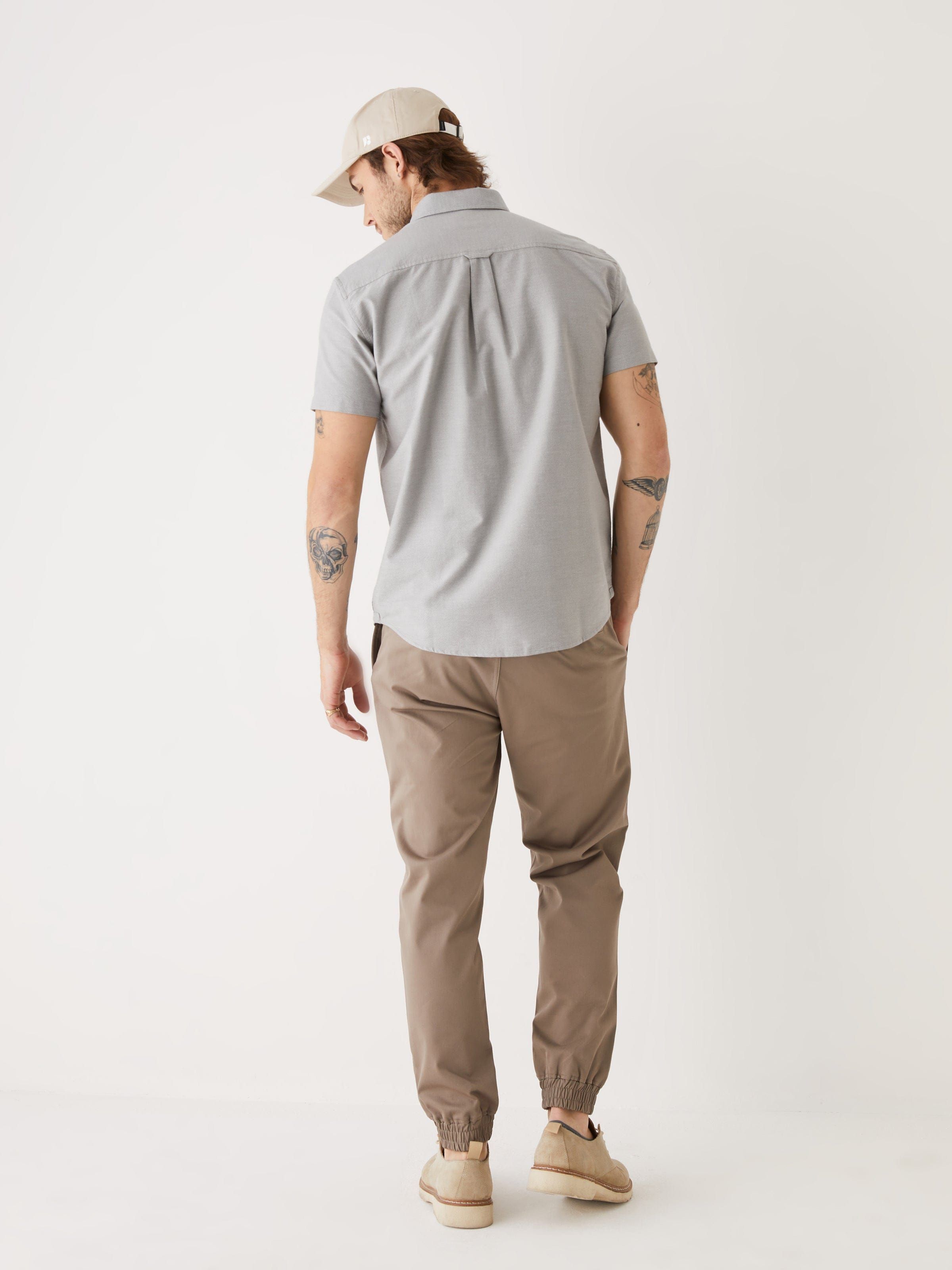 The Short-Sleeved Jasper Oxford Shirt in Grey sold by Frank & Oak product image thumbnail 4