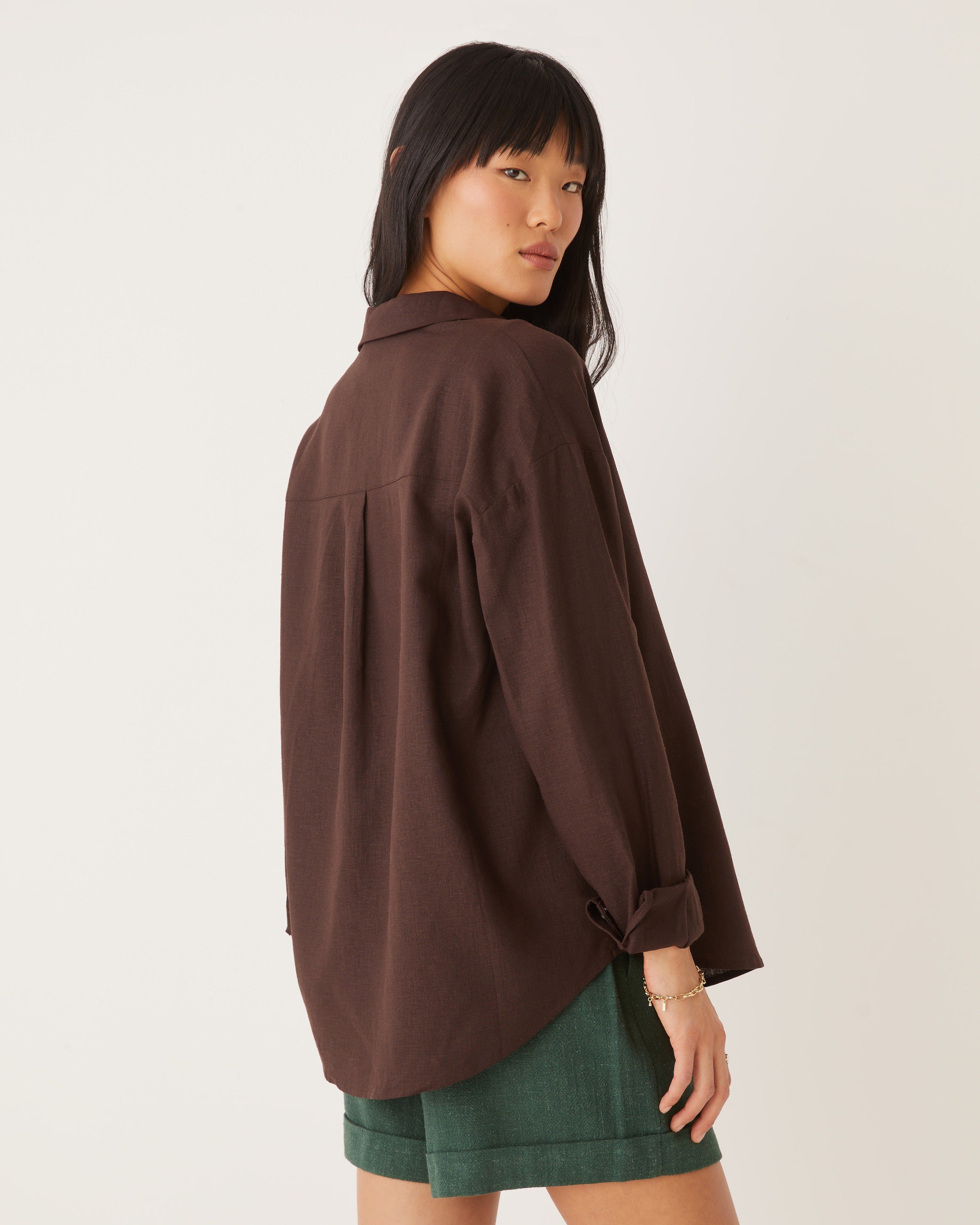 The Boyfriend Linen Shirt in Dark Brown sold by Frank & Oak product image thumbnail 7