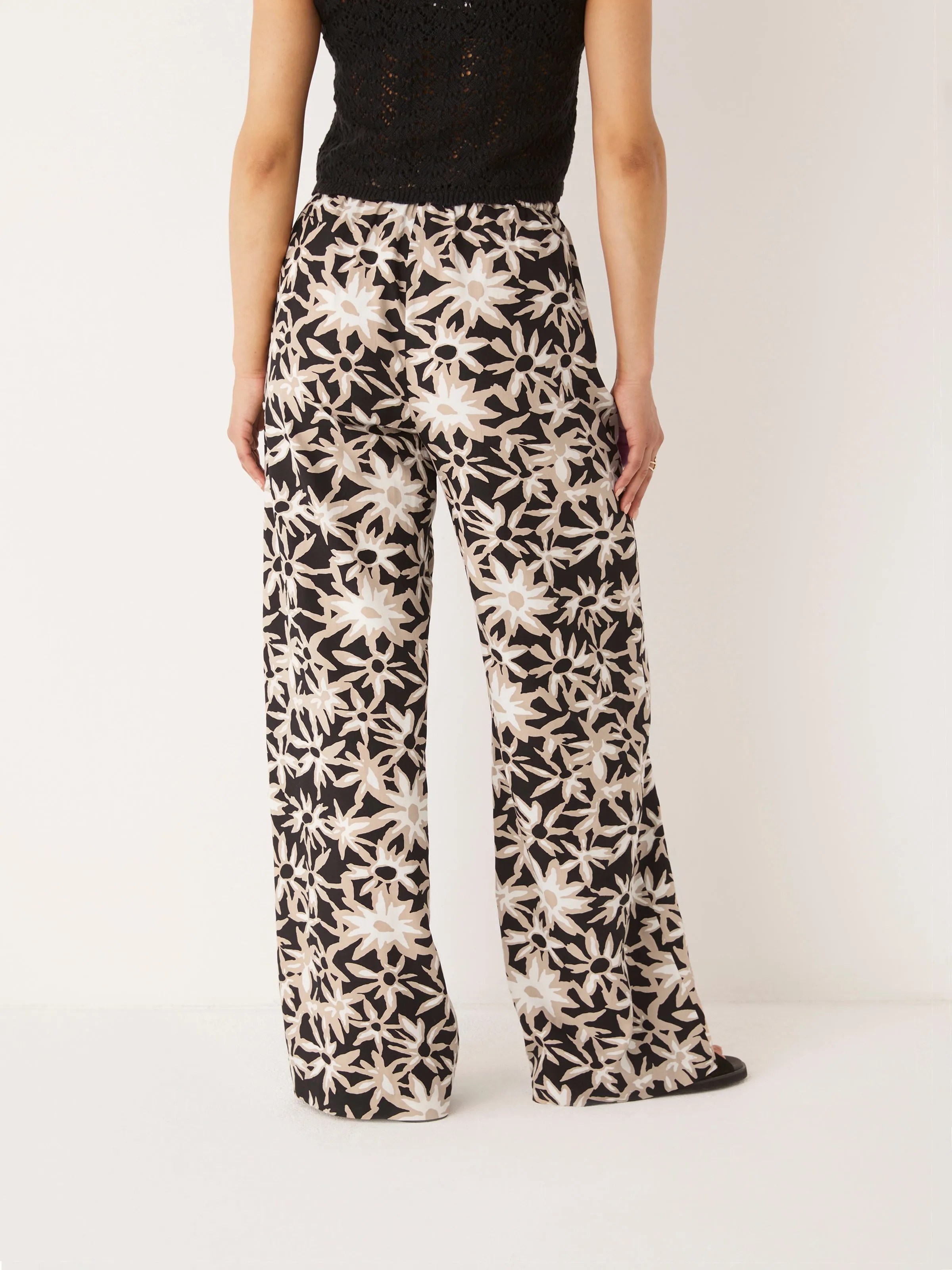 The Sally Wide Leg Fluid Pant in Black sold by Frank & Oak product image thumbnail 4