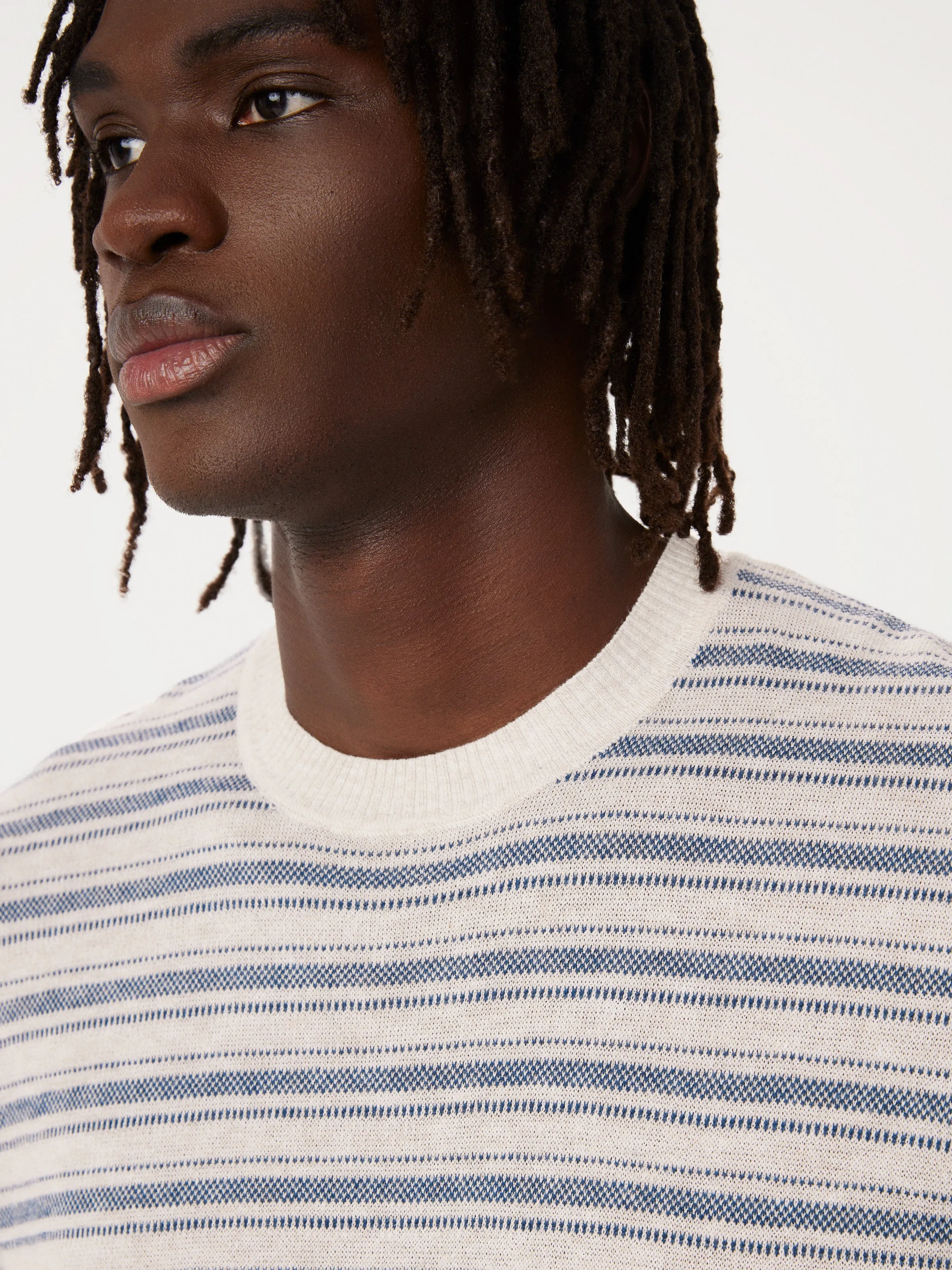 The Short Sleeve Linen Sweater in Light Beige sold by Frank & Oak product image thumbnail 2