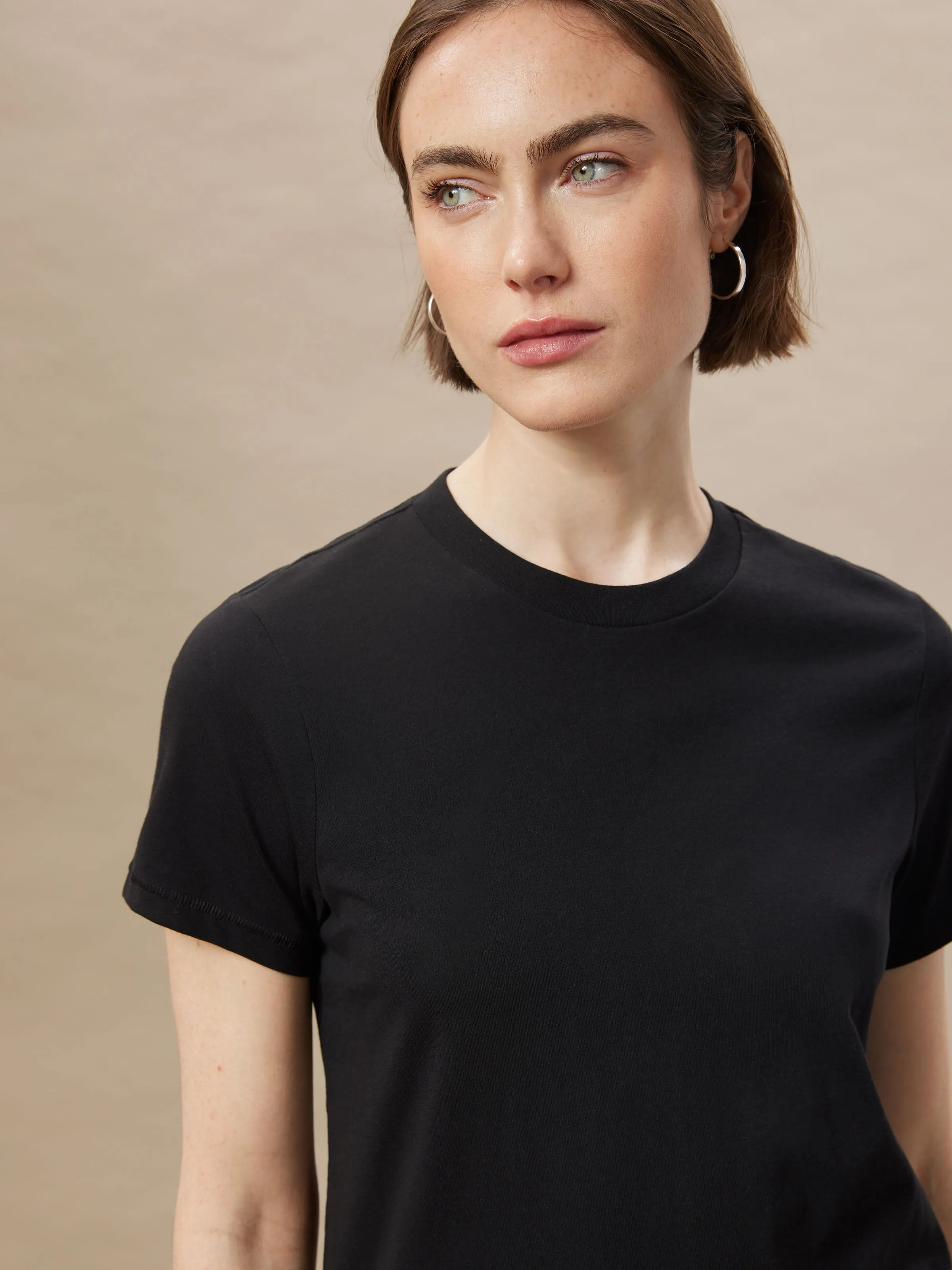 The Essential T-Shirt in Black sold by Frank & Oak product image thumbnail 2