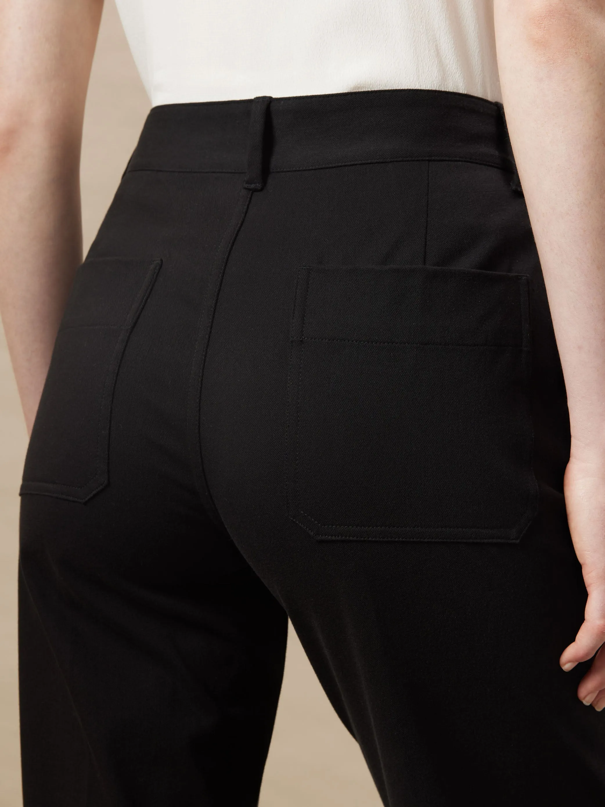 The Jane Straight Flex Pant in Black sold by Frank & Oak product image thumbnail 4