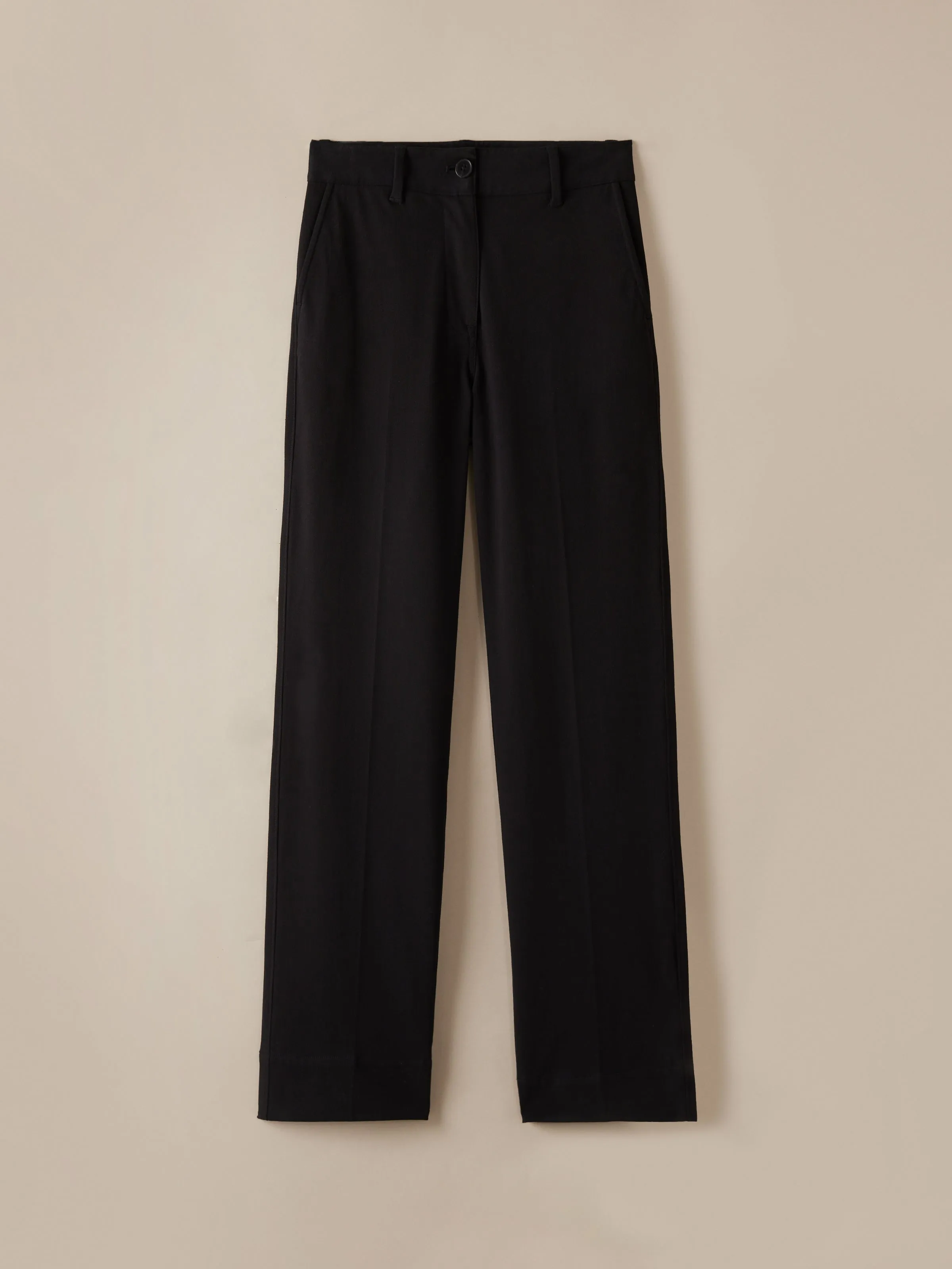 The Jane Straight Flex Pant in Black sold by Frank & Oak product image thumbnail 5