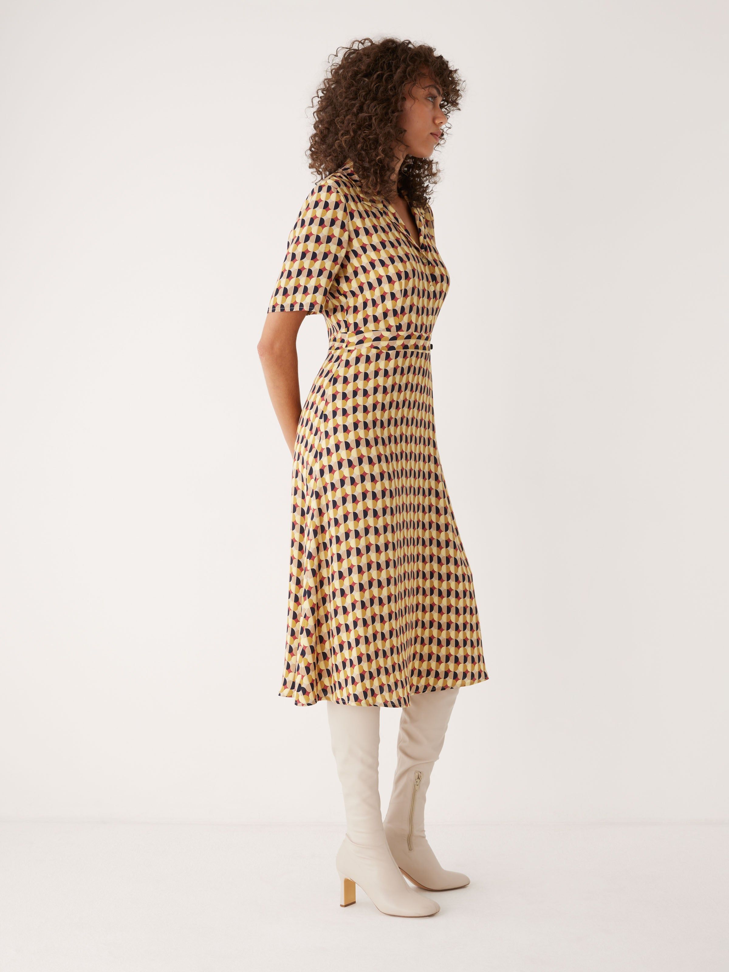 The Printed Poet Collar Long Dress in Daisy sold by Frank & Oak product image thumbnail 3