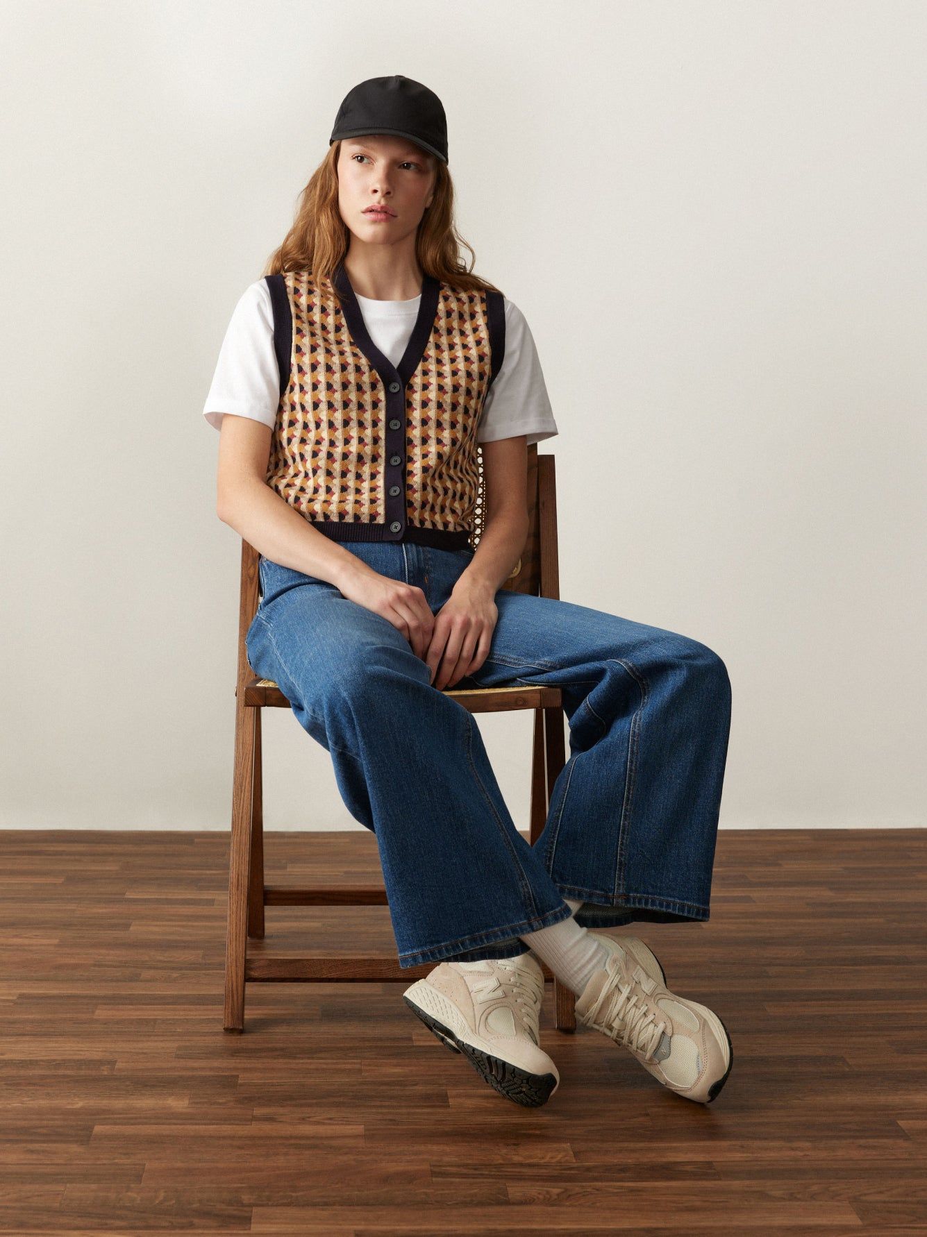 The Button-Up Sweater Vest in Daisy sold by Frank & Oak product image thumbnail 2