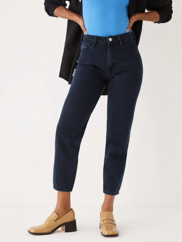 The Cyndi Straight Jean in Dark Blue sold by Frank & Oak