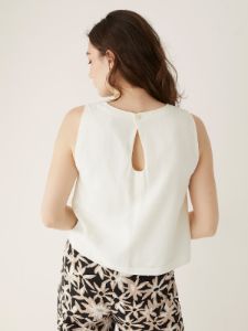 The TENCEL™ Linen Shell Top in White sold by Frank & Oak