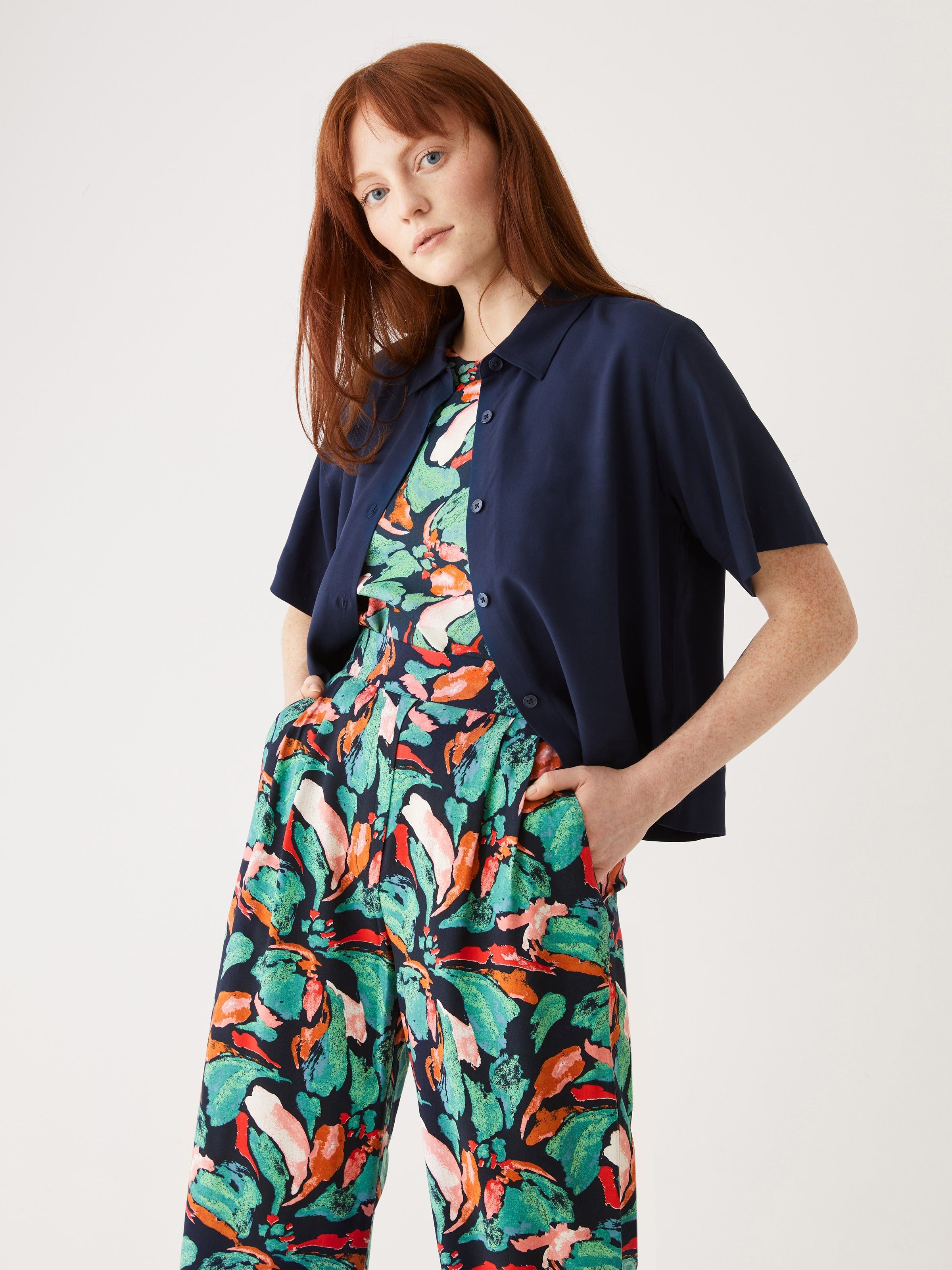 The Cropped Shirt in Navy sold by Frank & Oak product image thumbnail 4