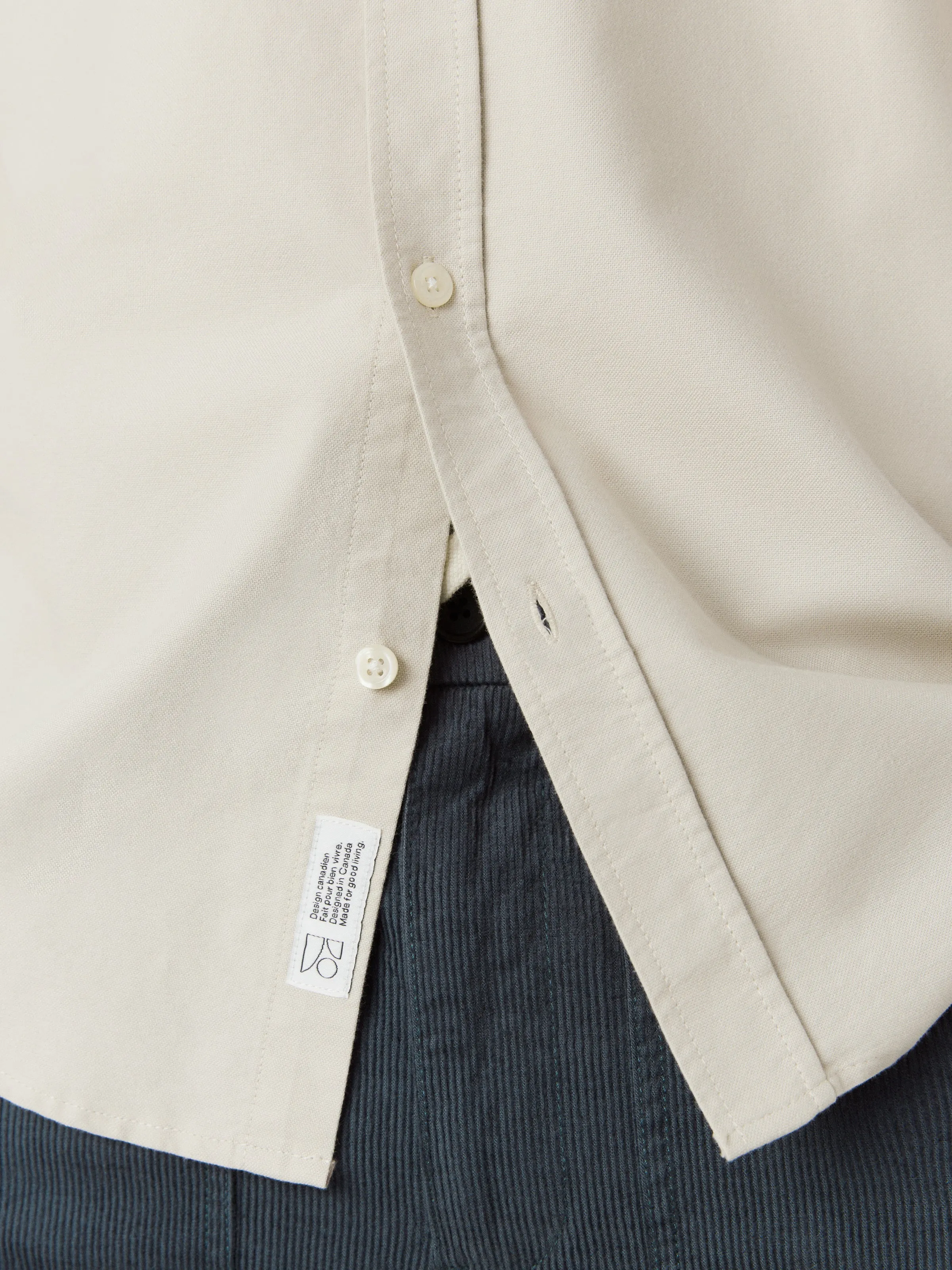The Jasper Short Sleeve Oxford Shirt in Moonlight sold by Frank & Oak product image thumbnail 4