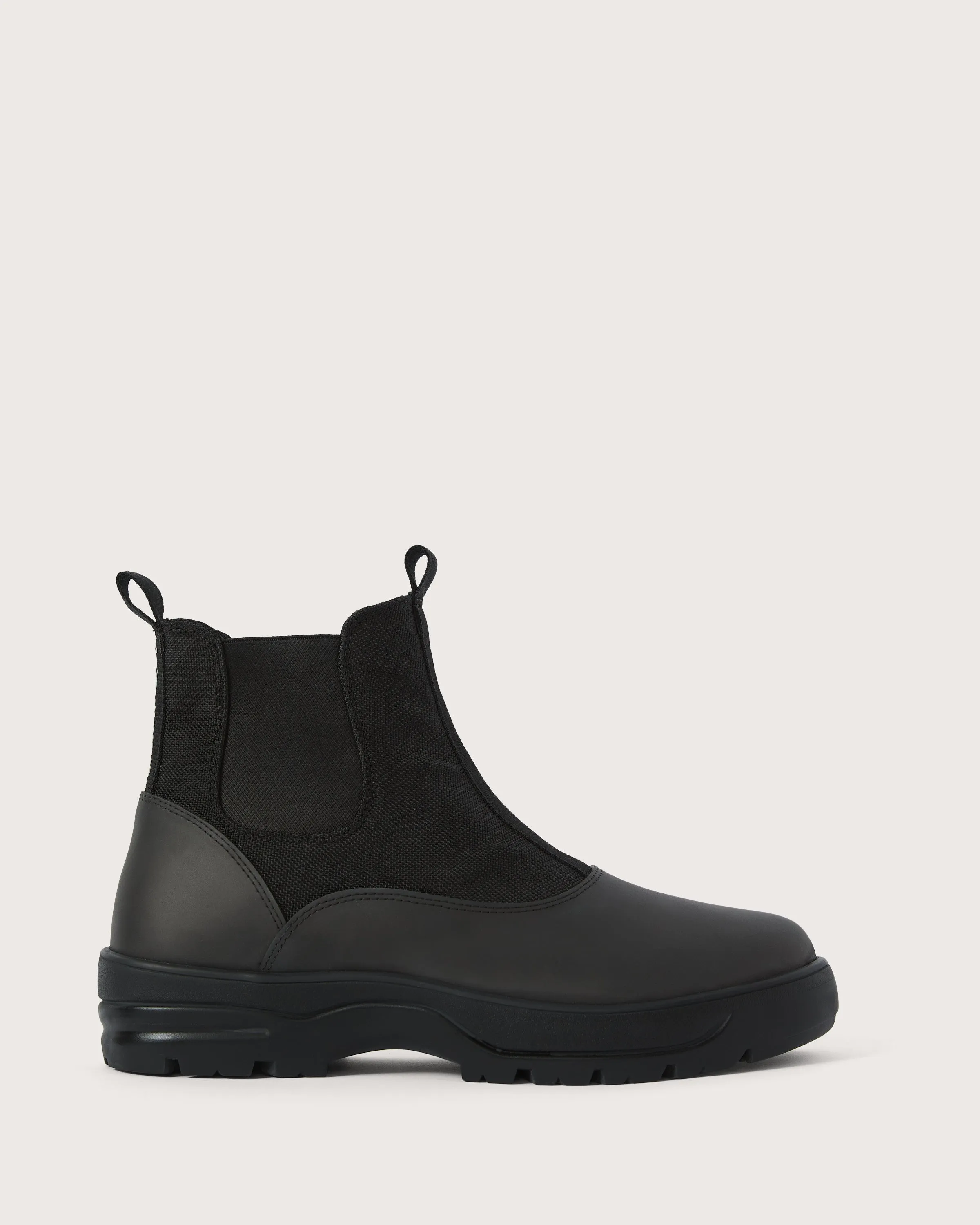 The Thesus x Frank And Oak Anyday Rainboot in Black | Parallel display picture 2
