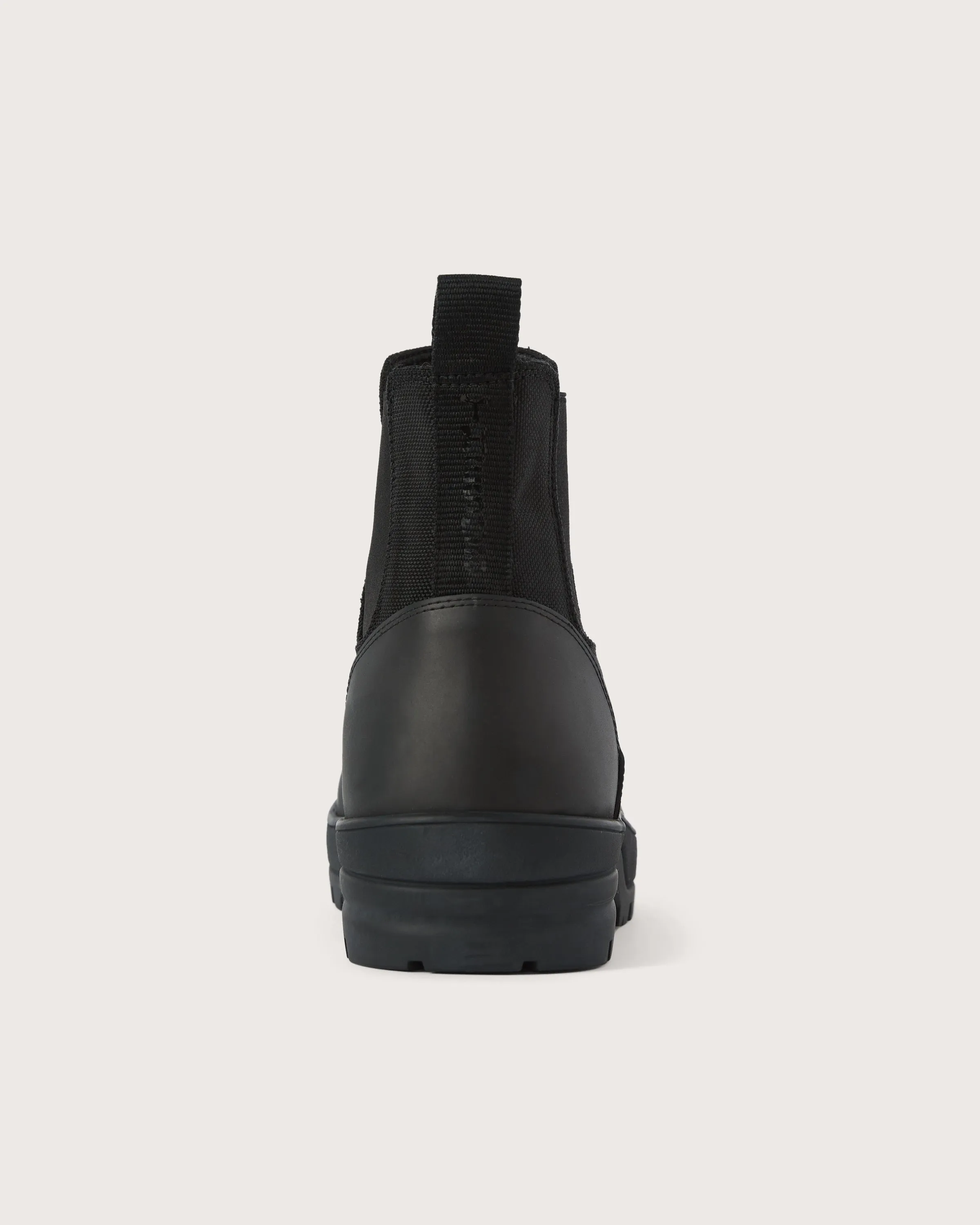The Thesus x Frank And Oak Anyday Rainboot in Black | Parallel display picture 1