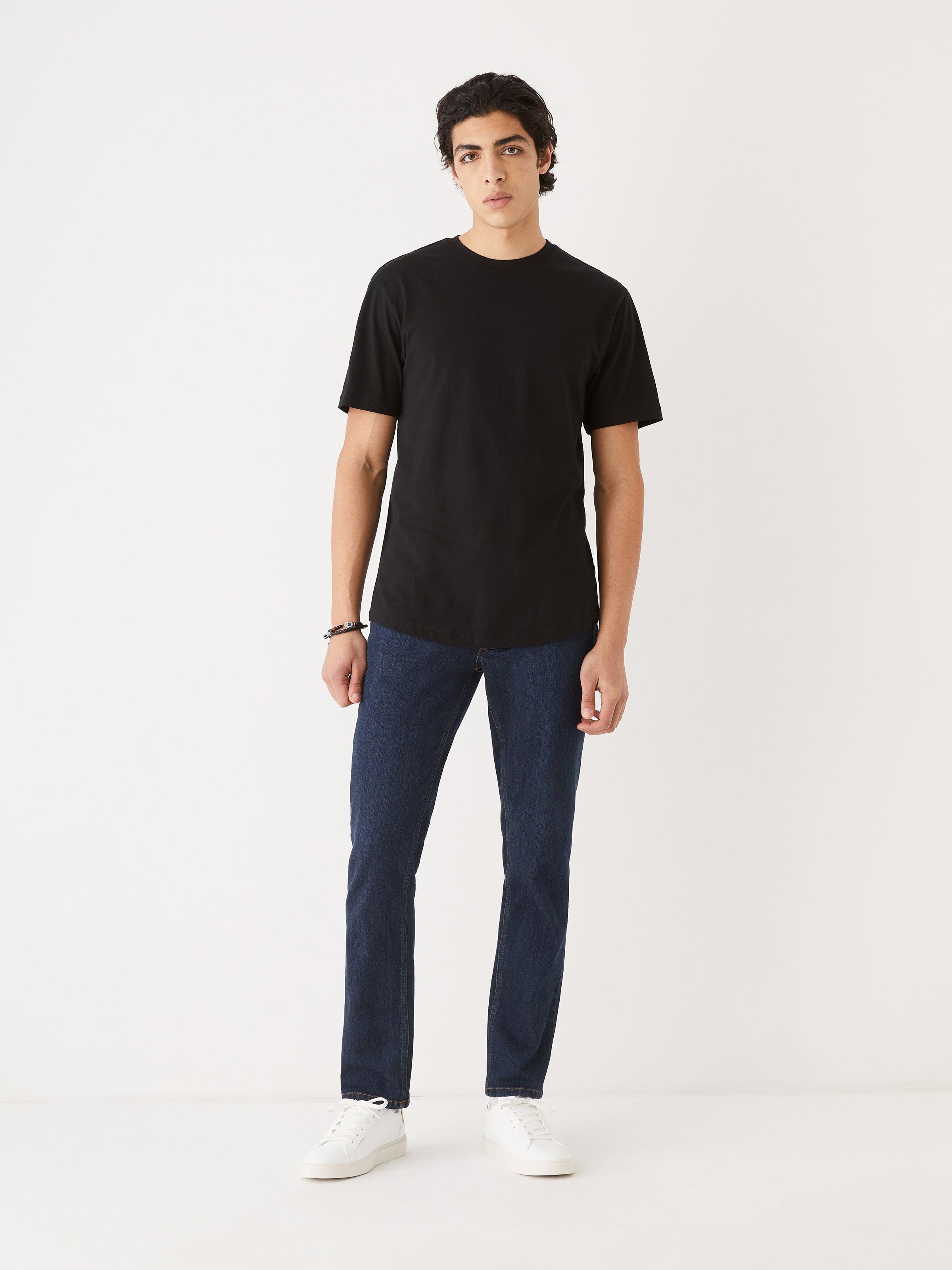 The Relaxed Arc Hem T-Shirt in Black sold by Frank & Oak product image thumbnail 2