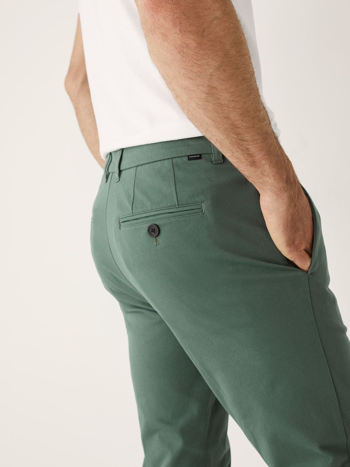 The Colin Tapered Flex Pant in Evergreen sold by Frank & Oak product image thumbnail 2