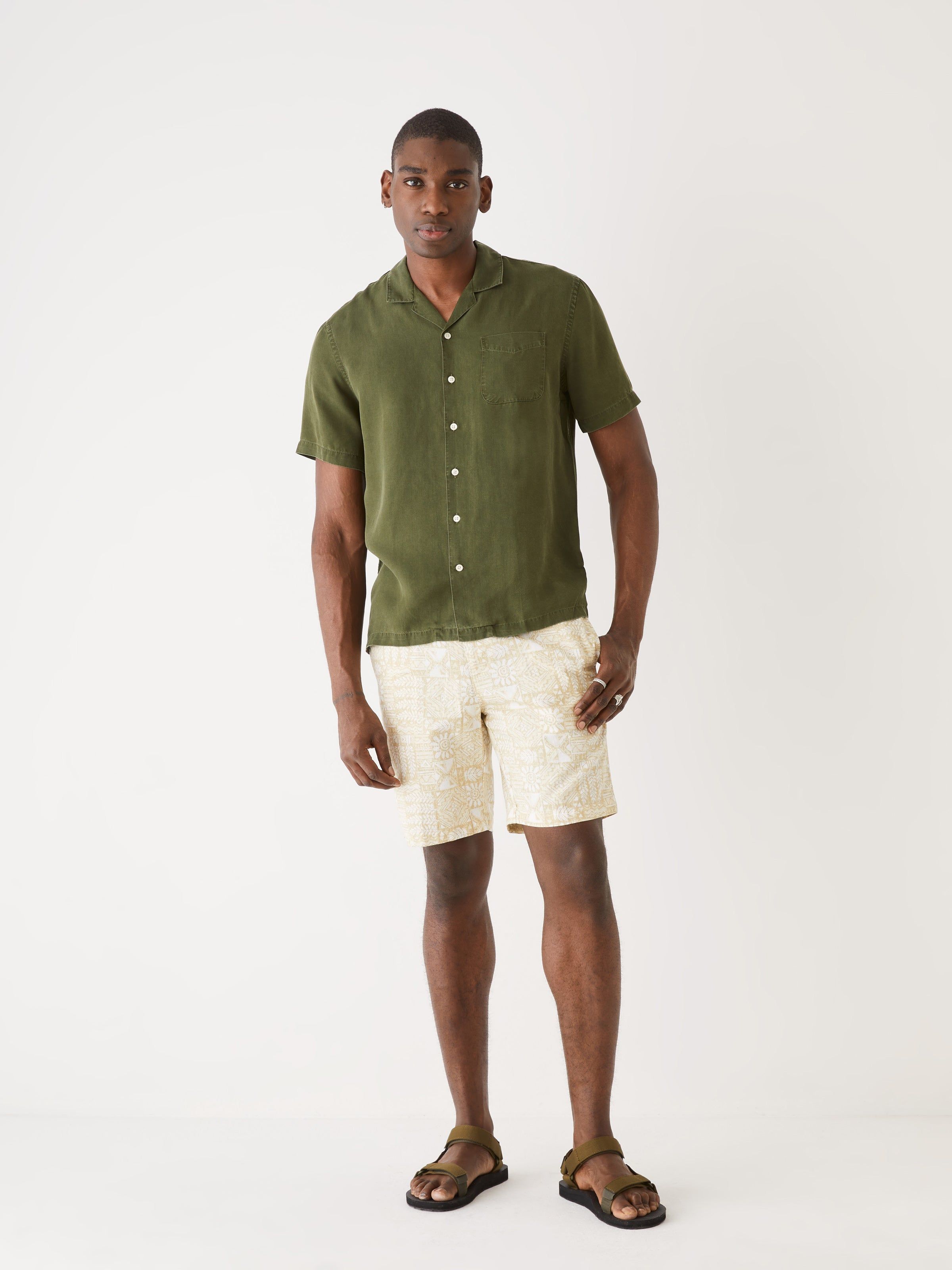 The Printed Pull On Short in Oyster Grey sold by Frank & Oak product image thumbnail 3