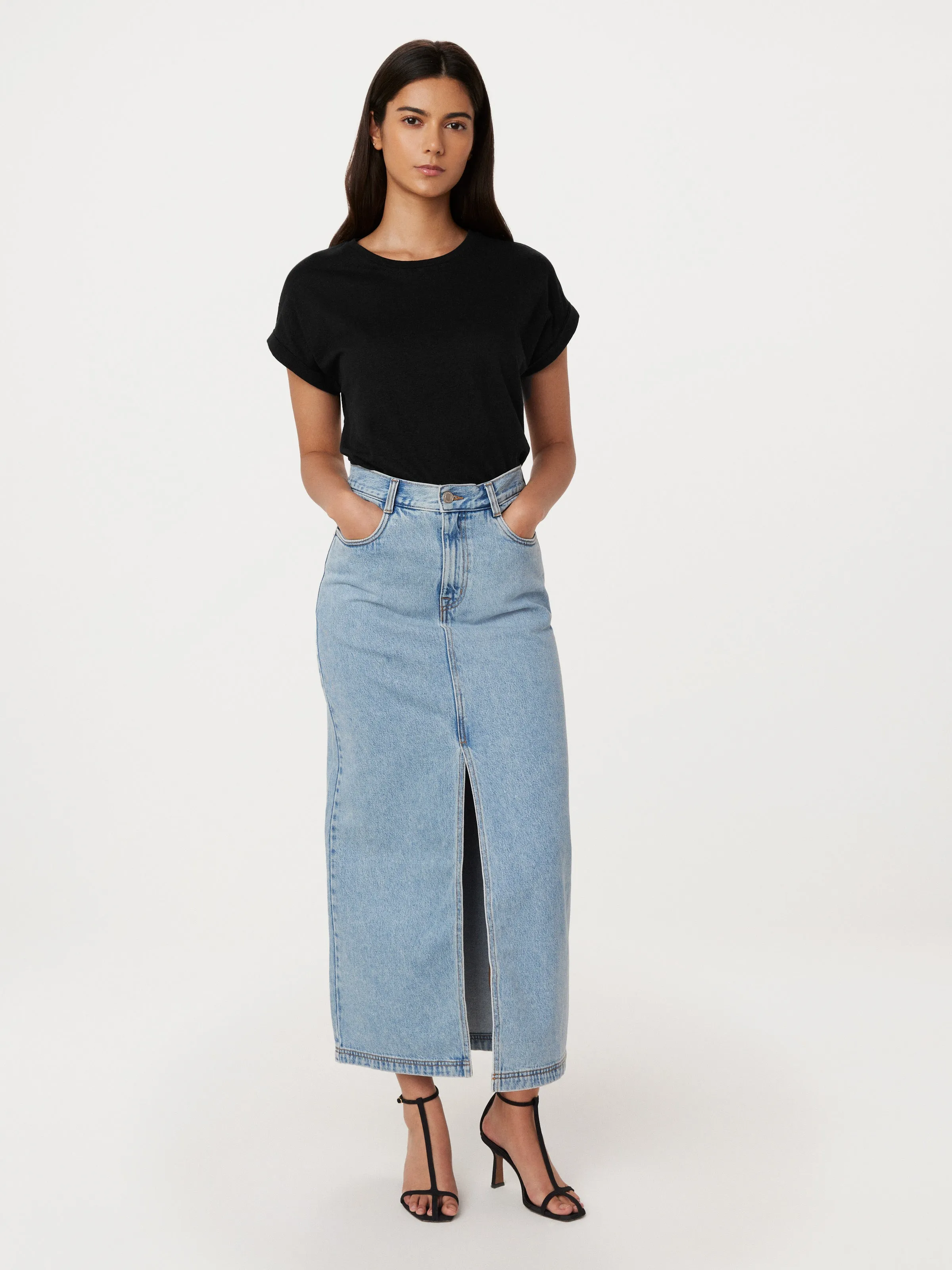 The Hemp Relaxed T-Shirt in Black sold by Frank & Oak product image thumbnail 2