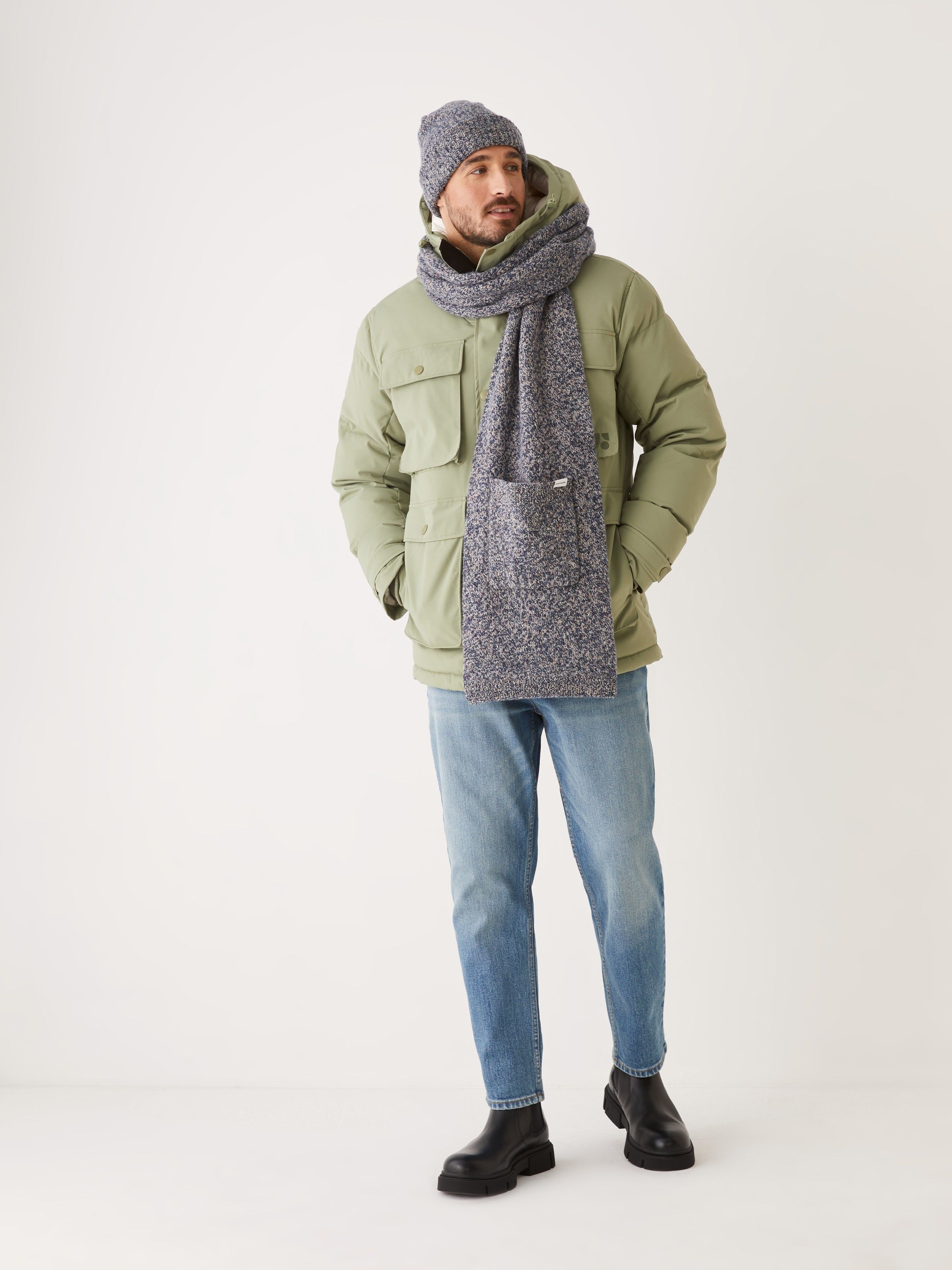 The Melville Puffer Coat in Oil Green sold by Frank & Oak product image thumbnail 5