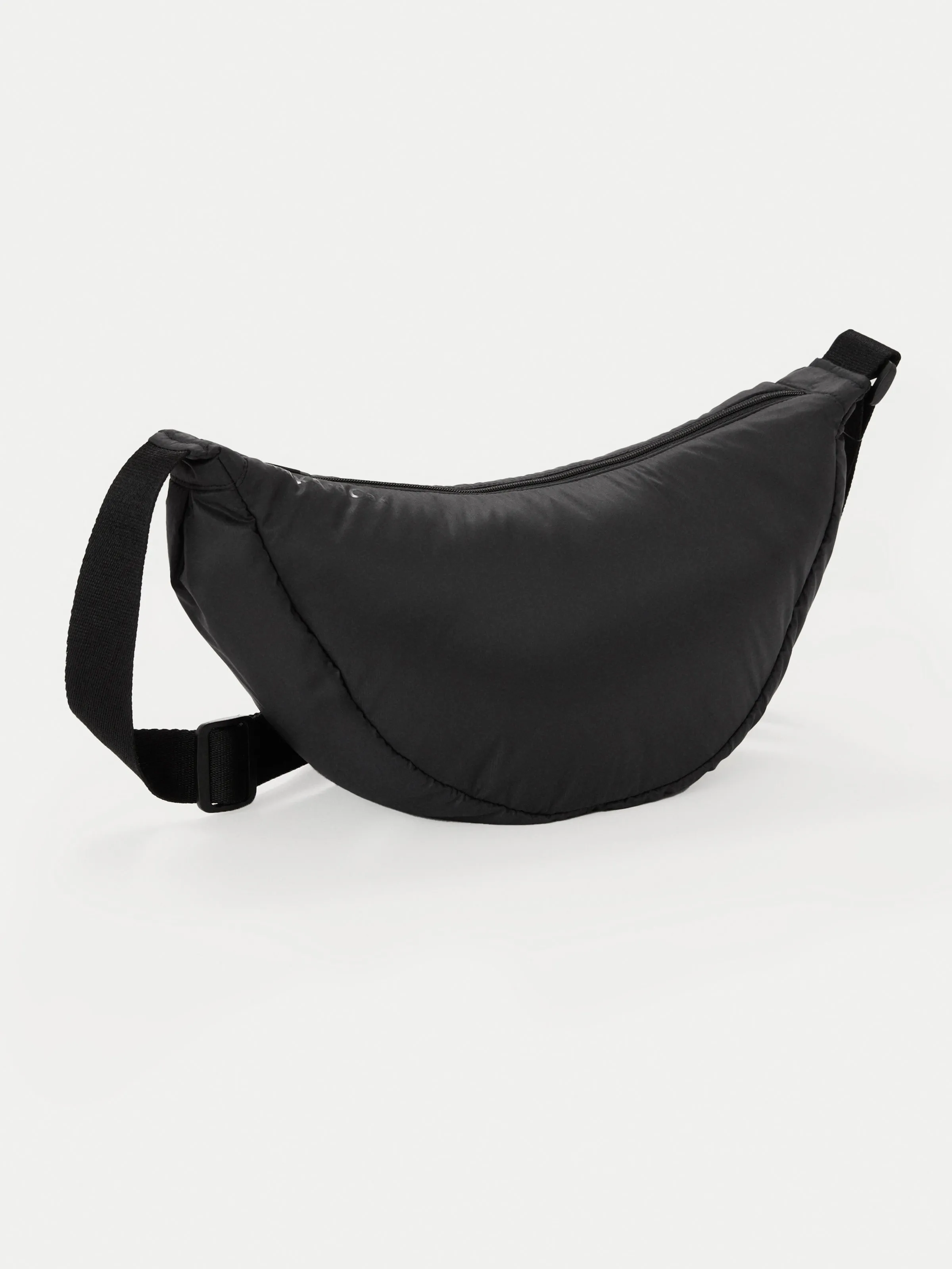 The Aero Cross Body Bag in Black sold by Frank & Oak product image thumbnail 2