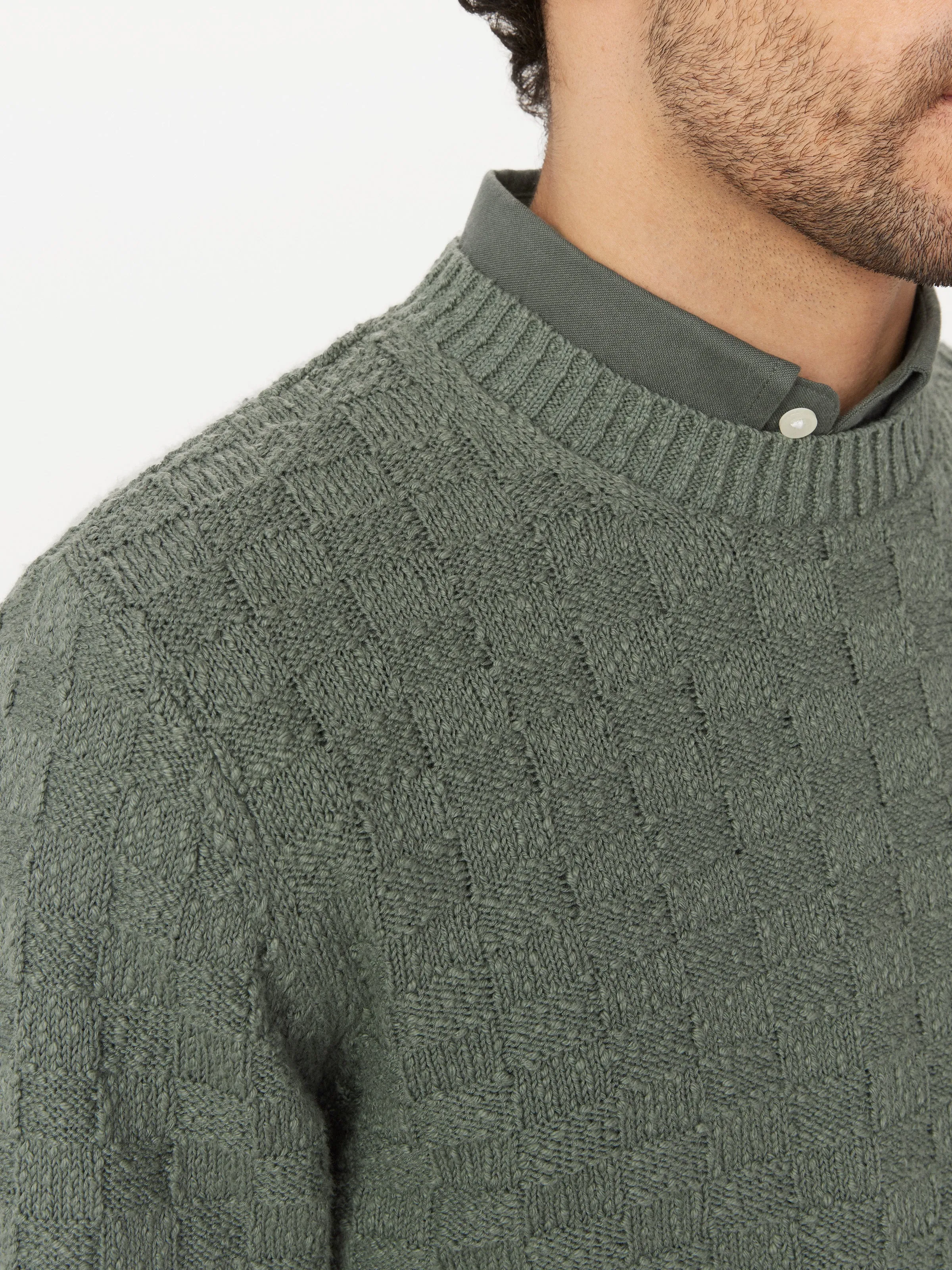 The Basketweave Sweater in Agave sold by Frank & Oak product image thumbnail 2