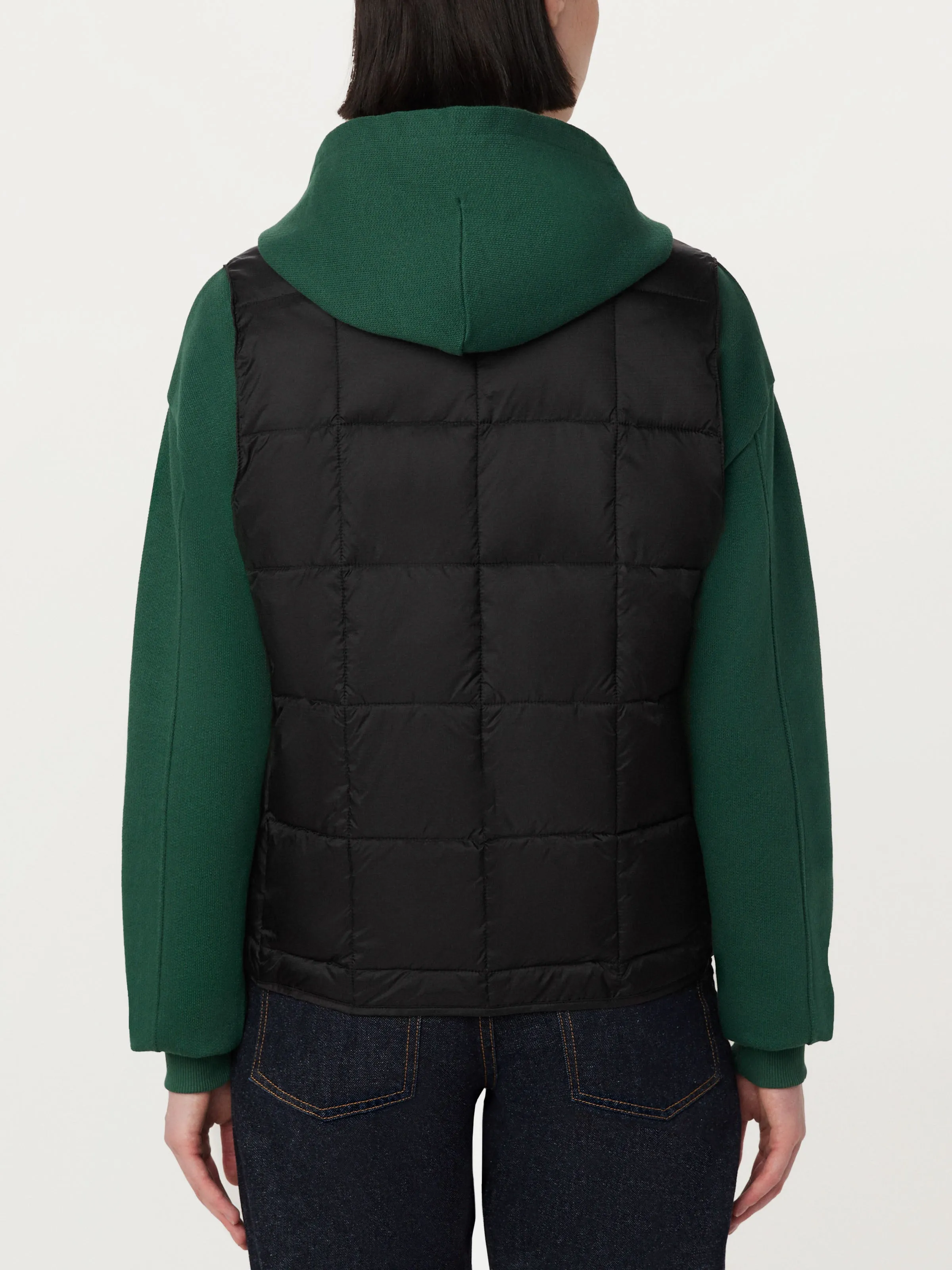 The Aero Packable Vest in Black sold by Frank & Oak product image thumbnail 4