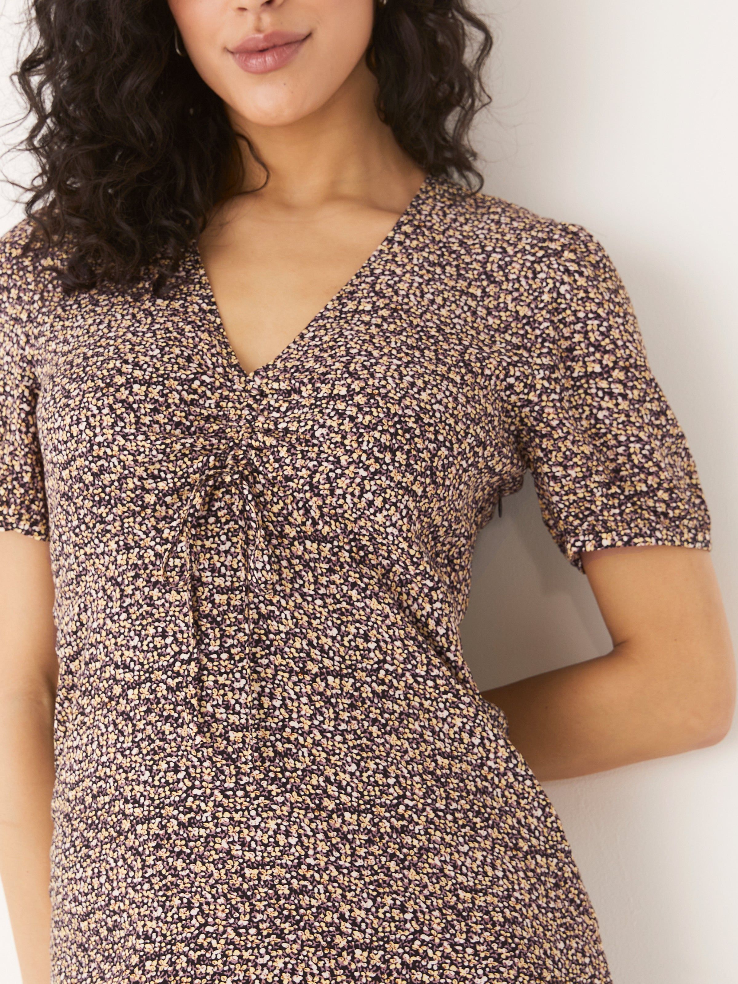 The Short Sleeve Printed Dress in Black sold by Frank & Oak product image thumbnail 3