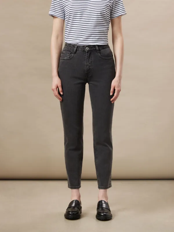 The Stevie Tapered Jean in Washed Black sold by Frank & Oak