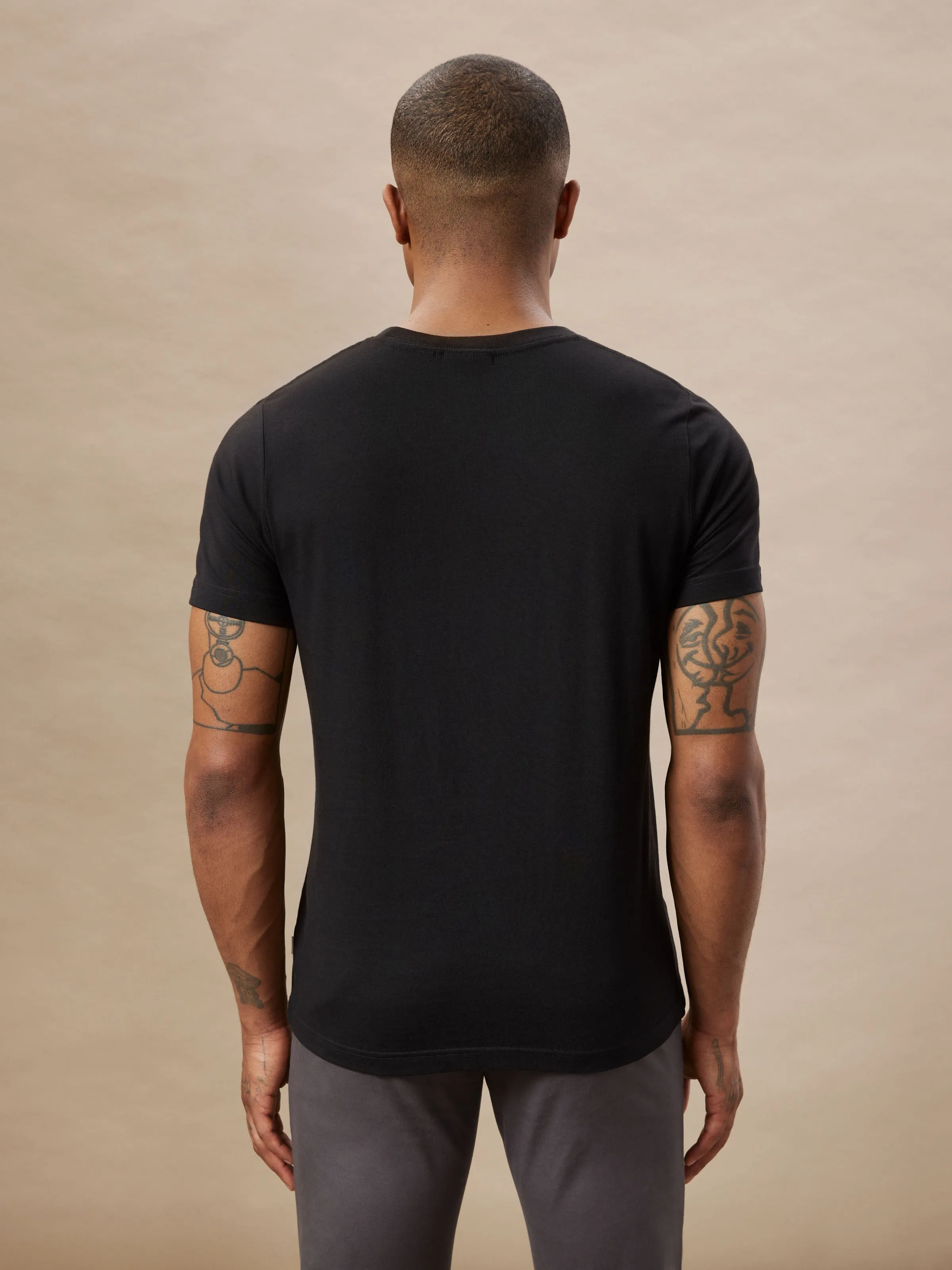 The Slim Fit Essential T-Shirt in Black sold by Frank & Oak product image thumbnail 3