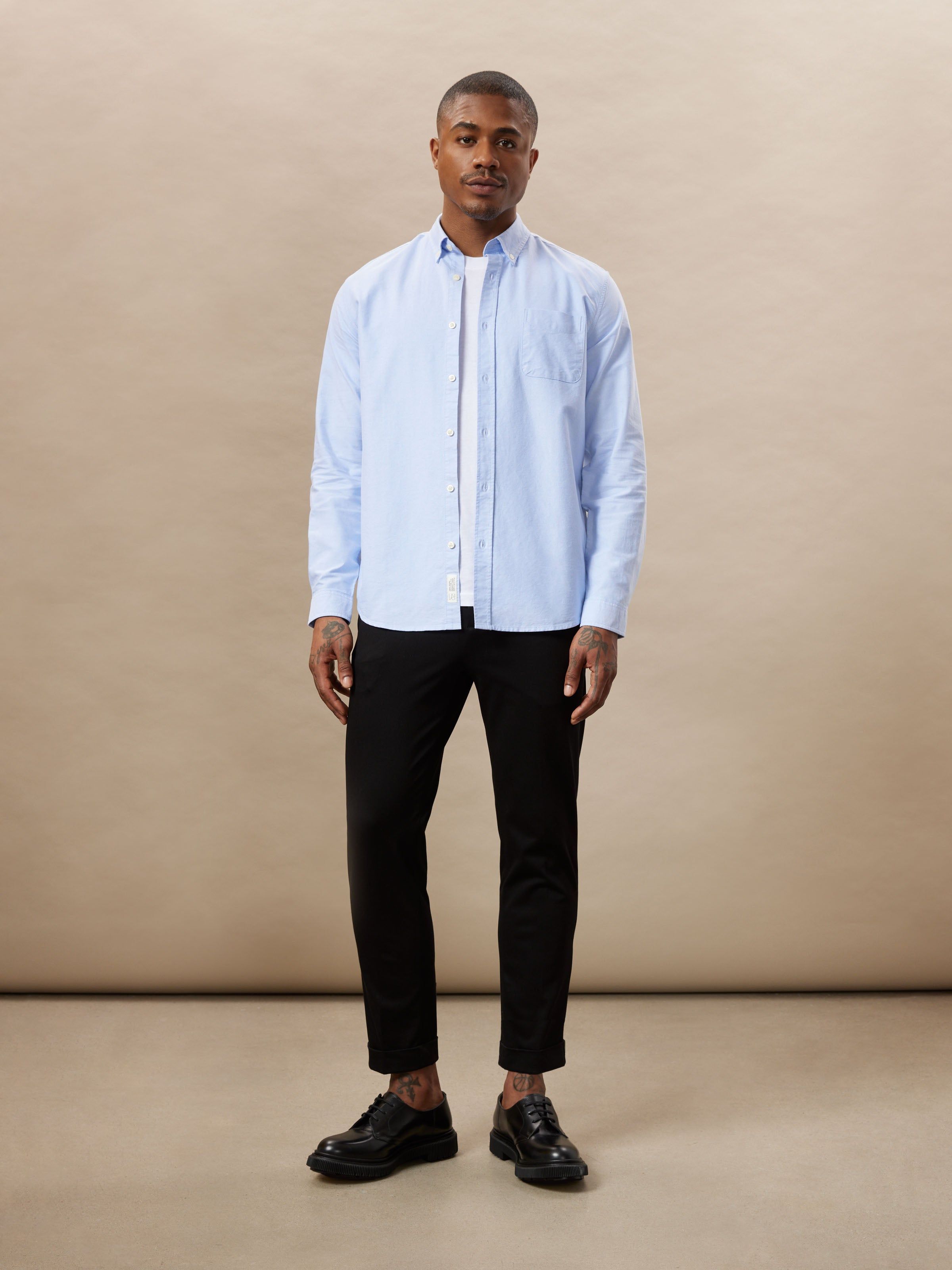 The Colin Tapered Fit Flex Pant in Black sold by Frank & Oak product image thumbnail 2