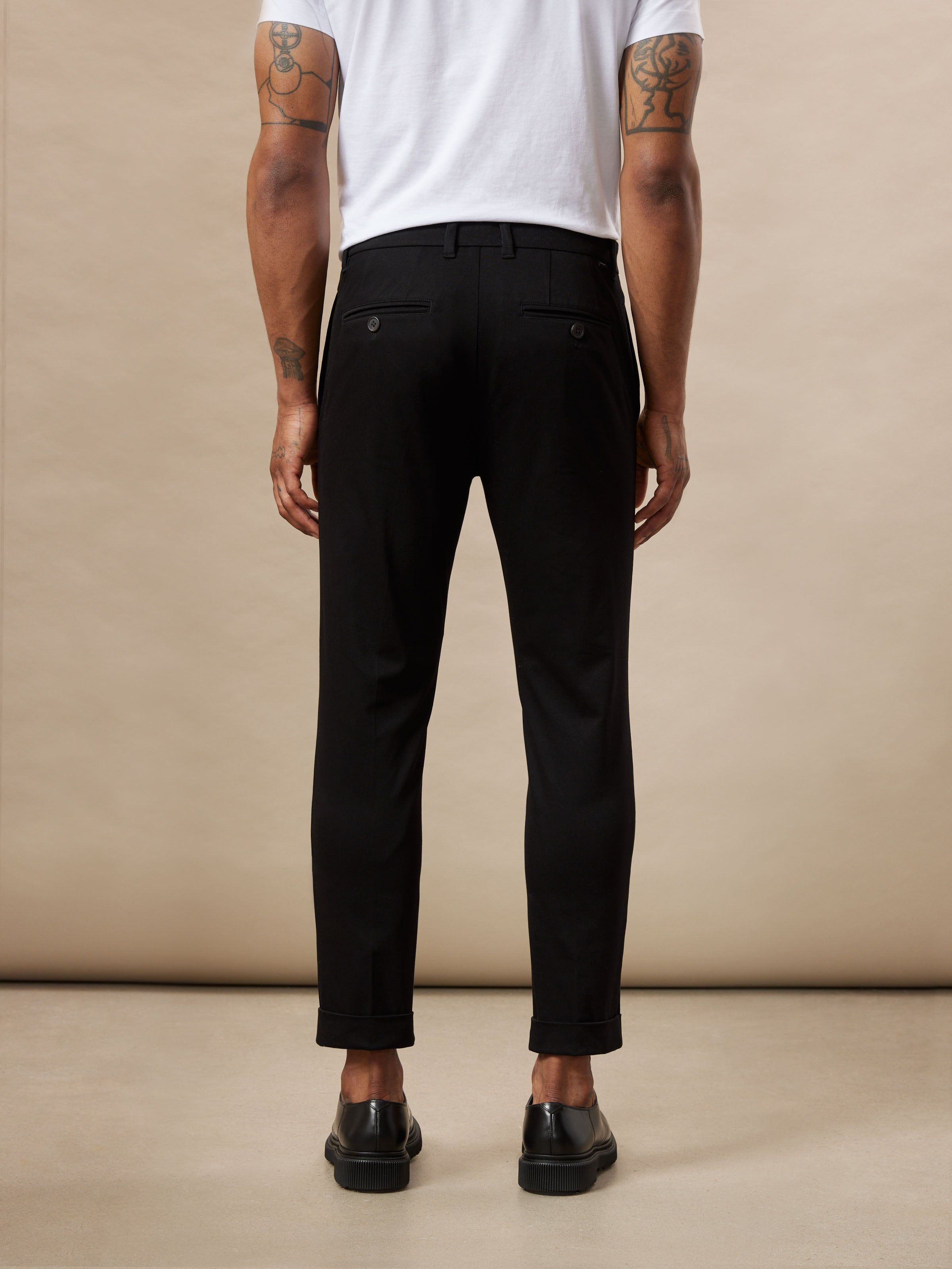 The Colin Tapered Fit Flex Pant in Black sold by Frank & Oak product image thumbnail 3