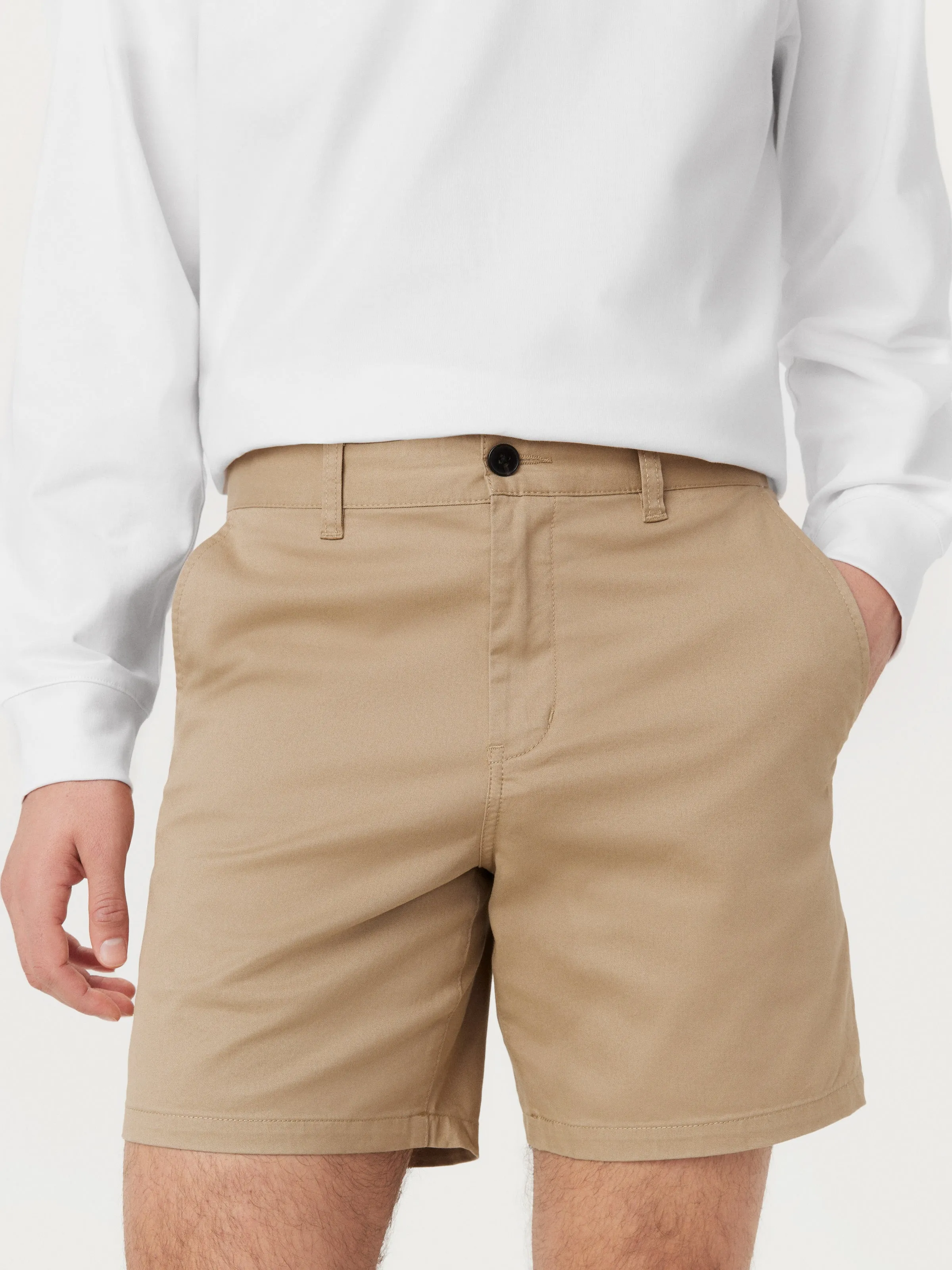 The Brunswick 7in Short in Sand Dune sold by Frank & Oak product image thumbnail 4