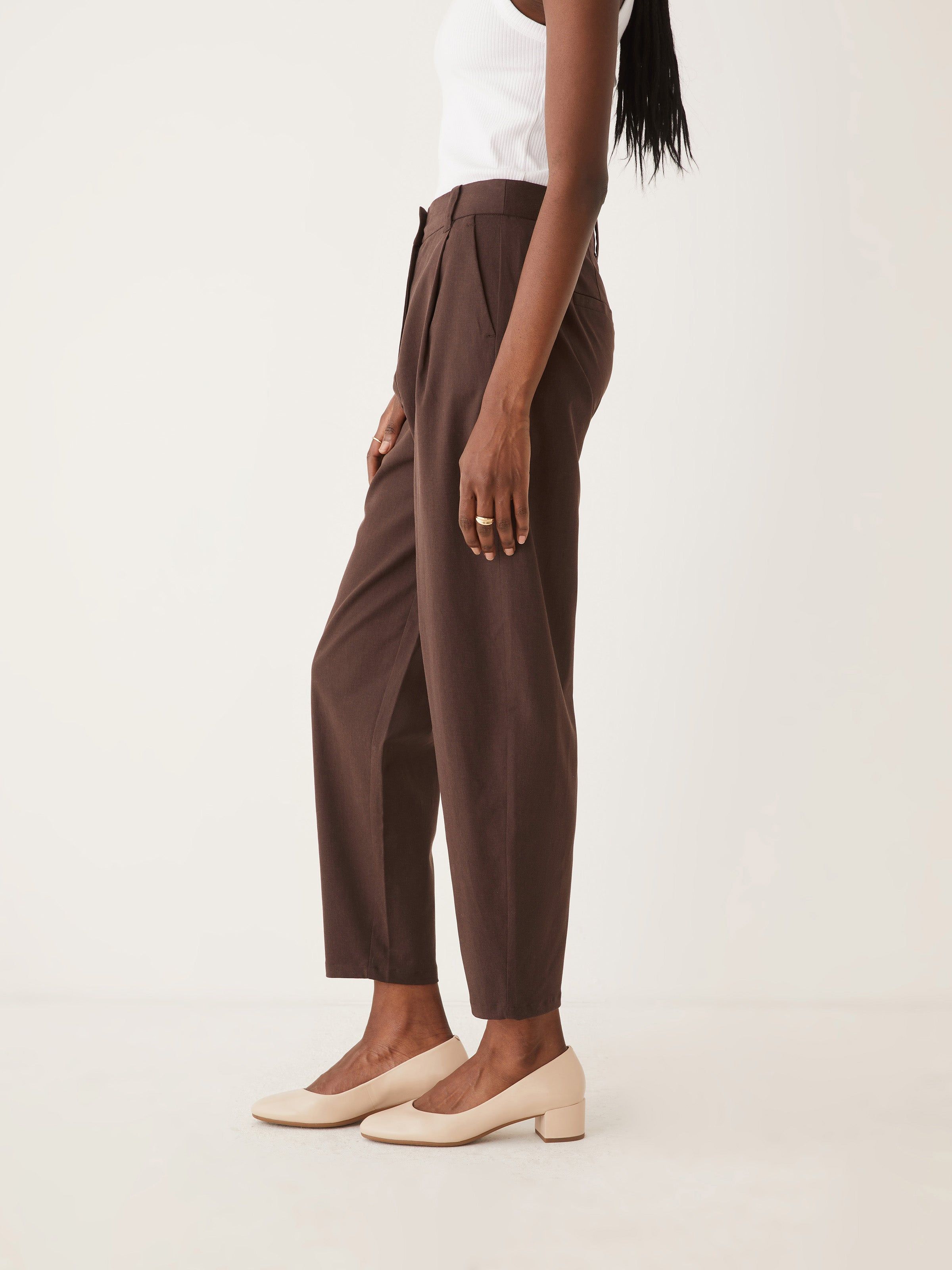 The Amelia Balloon Fit Pant in Dark Brown sold by Frank & Oak product image thumbnail 3