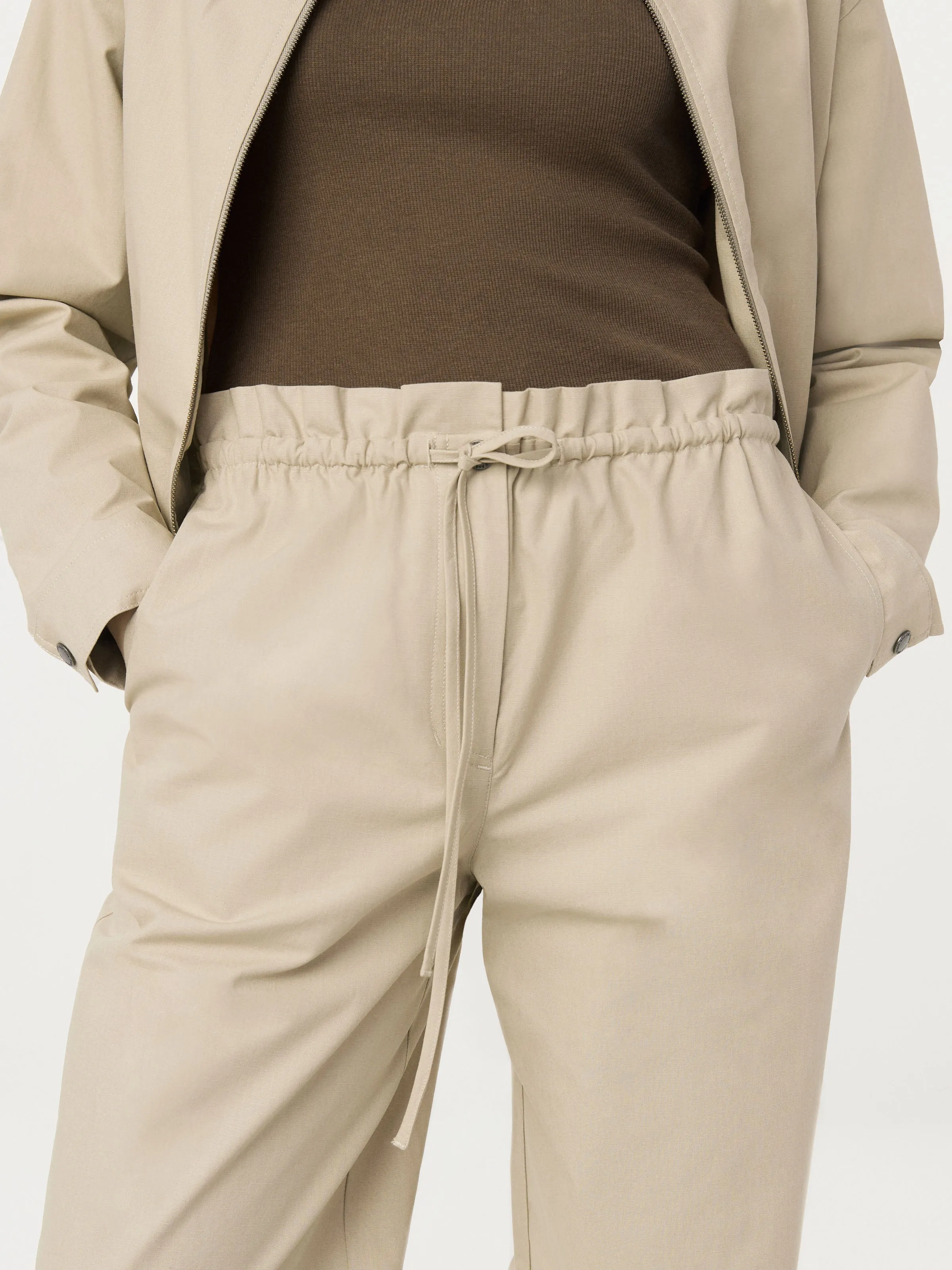 The Annie Paper Bag Loose Pant in Light Beige sold by Frank & Oak product image thumbnail 2