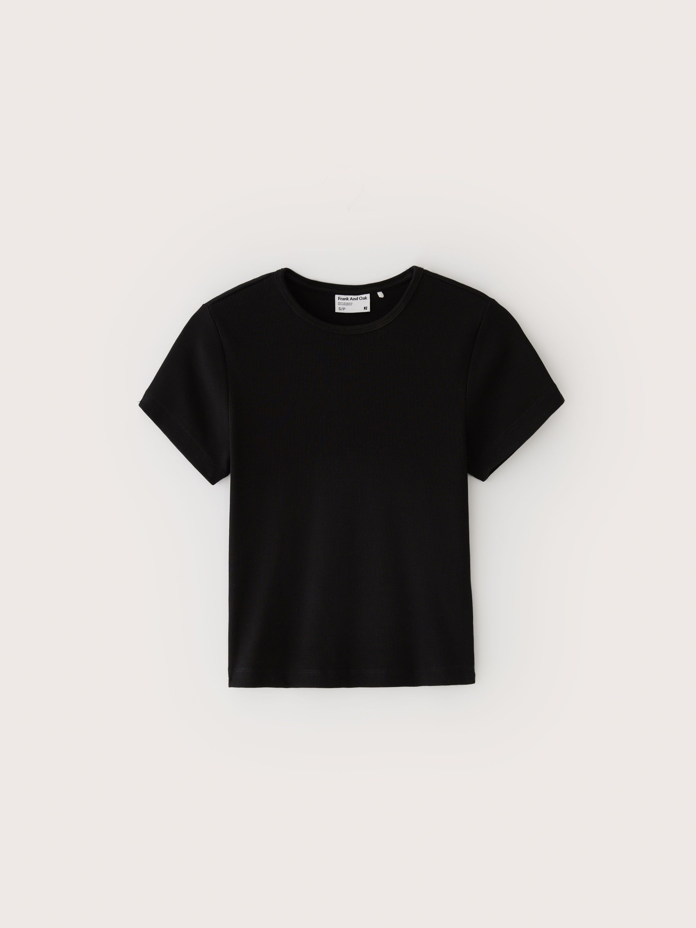 The Cropped Shrunken T-Shirt in Black sold by Frank & Oak product image thumbnail 5
