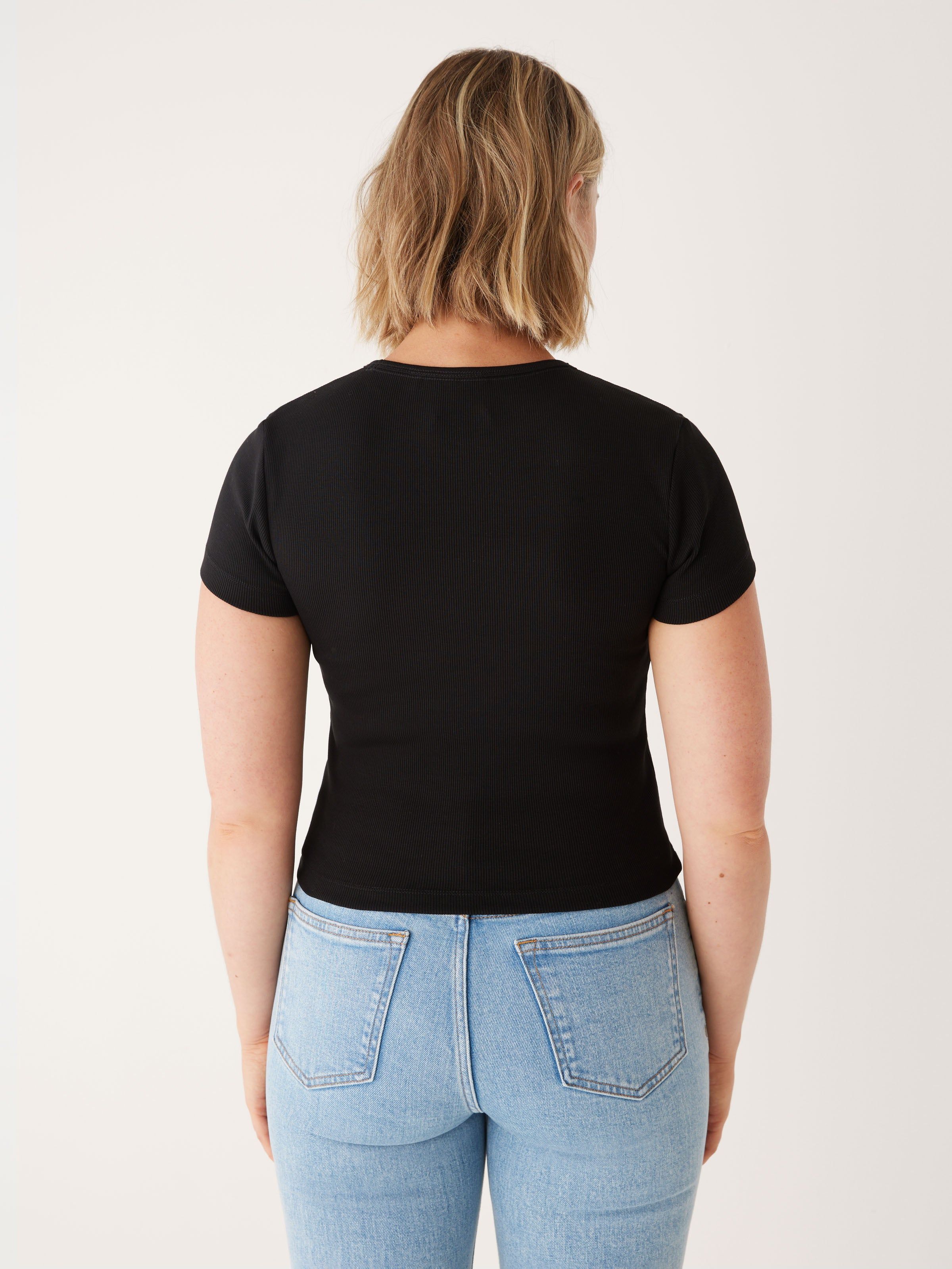 The Cropped Shrunken T-Shirt in Black sold by Frank & Oak product image thumbnail 3