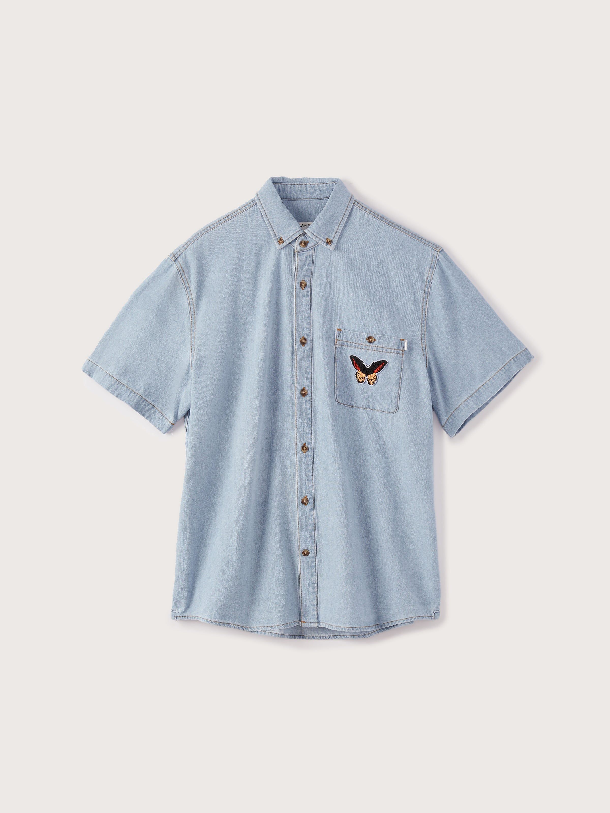 The Short Sleeve Denim Shirt in Vintage Bleach Blue sold by Frank & Oak product image thumbnail 5