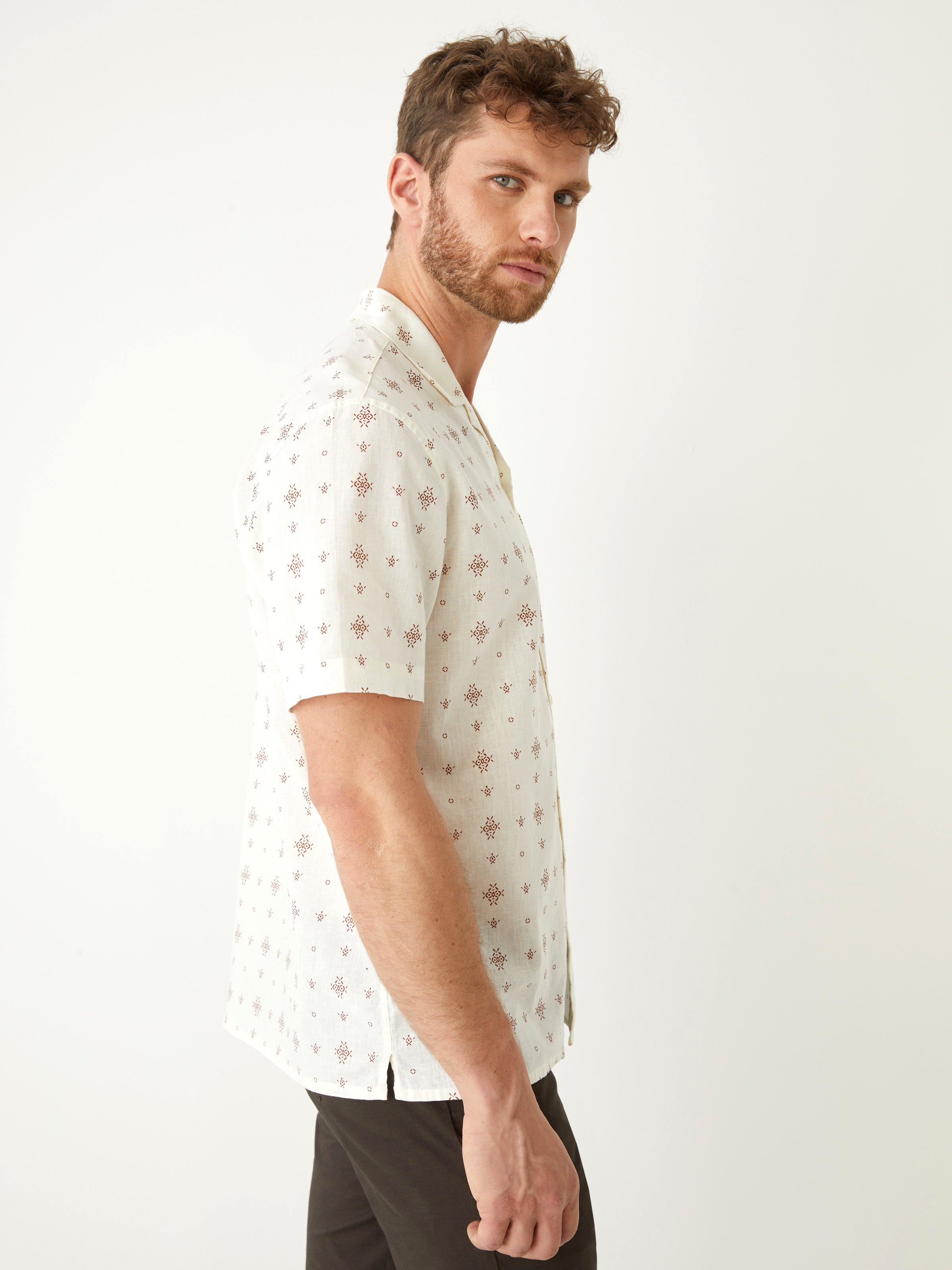 The Camp Collar Resort Shirt in White sold by Frank & Oak product image thumbnail 5