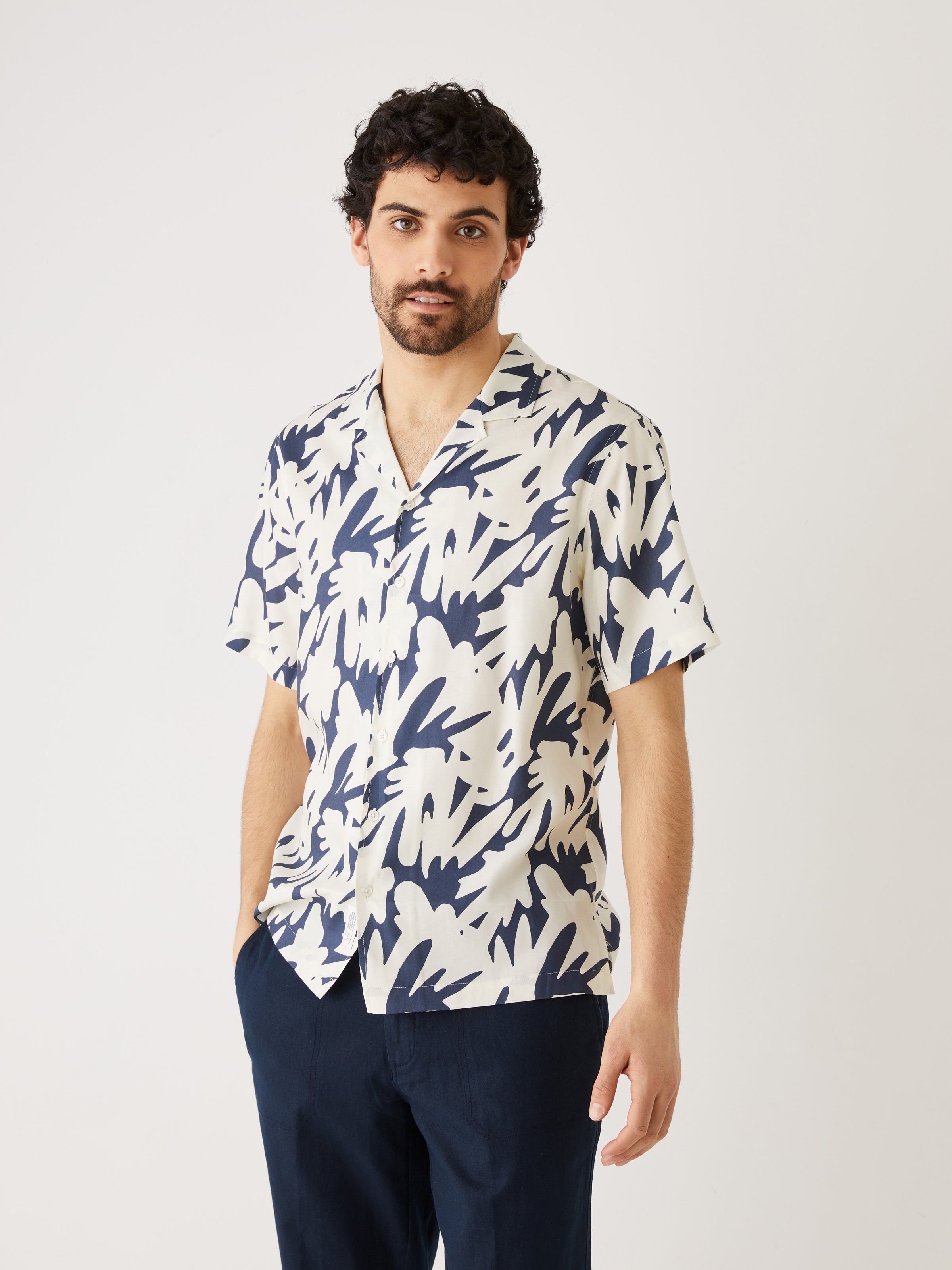 The Printed Resort Shirt in Indigo sold by Frank & Oak product image thumbnail 2