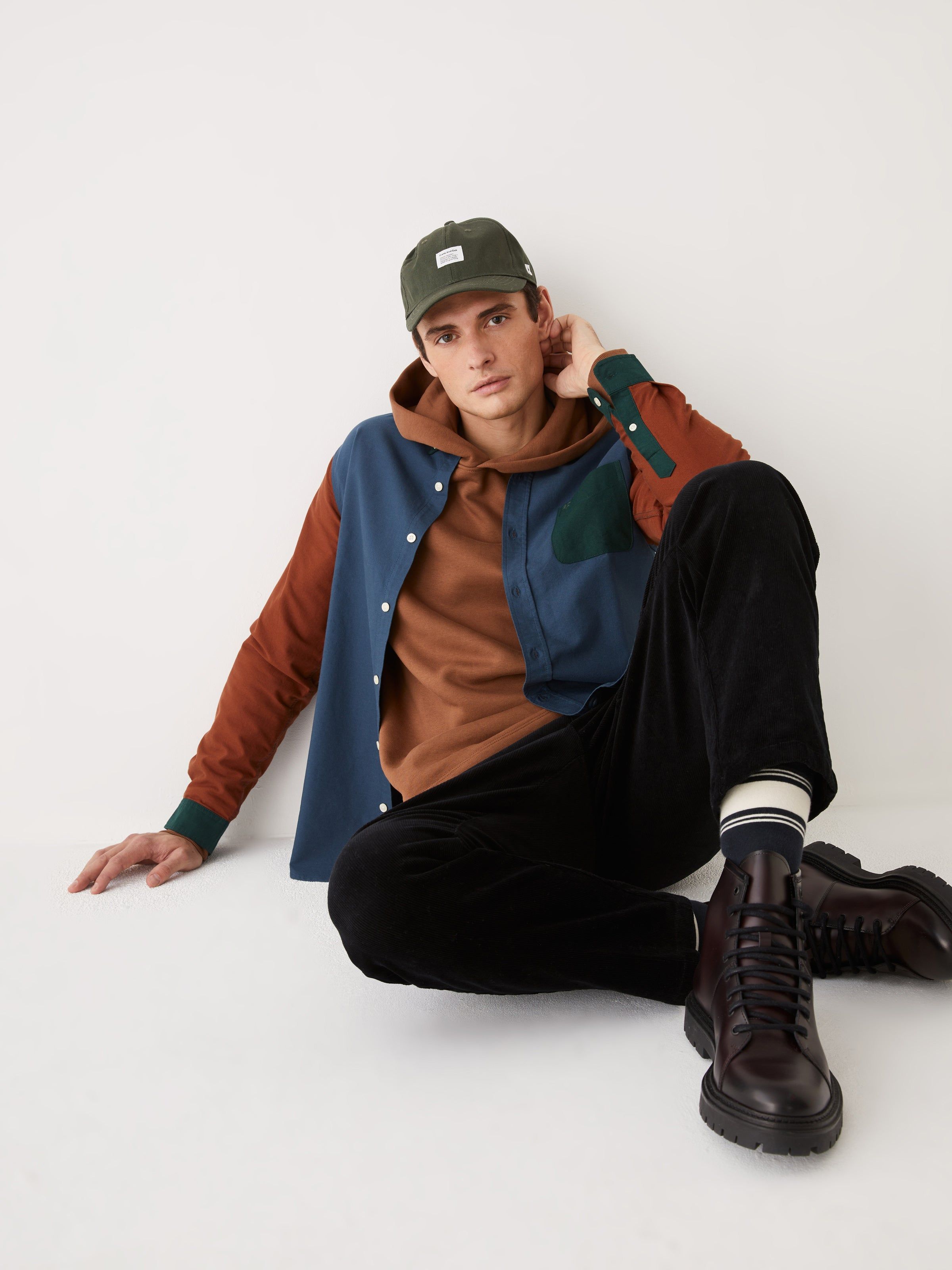 The Colour Block Jasper Oxford Shirt in Dark Blue sold by Frank & Oak product image thumbnail 5