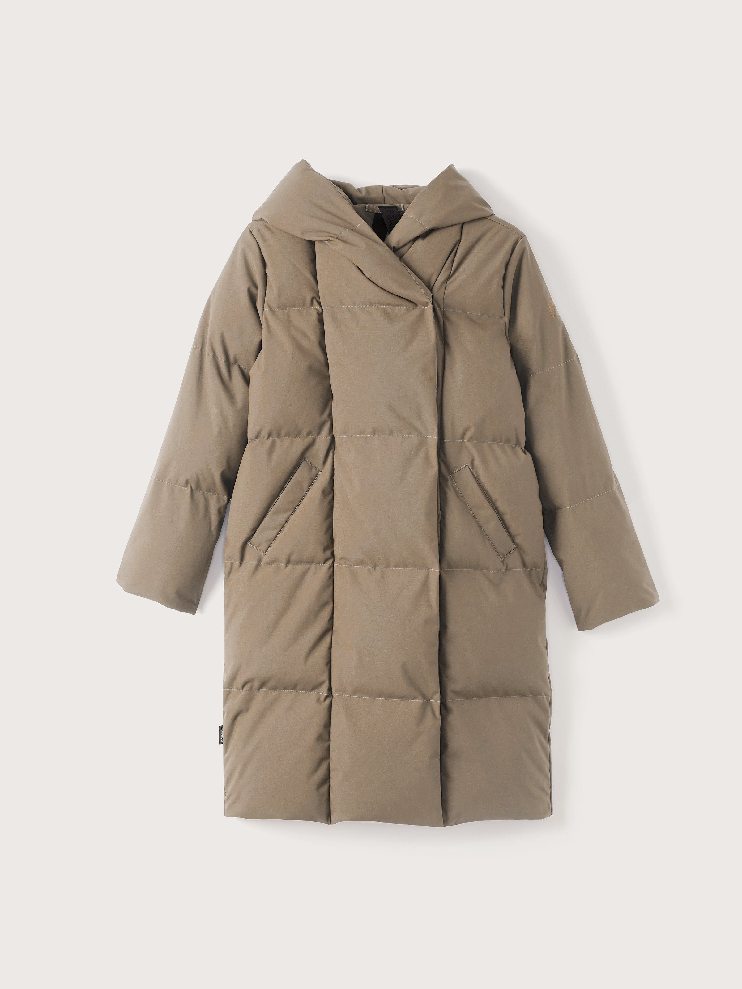 The Hygge Puffer Coat in Walnut sold by Frank & Oak product image thumbnail 8