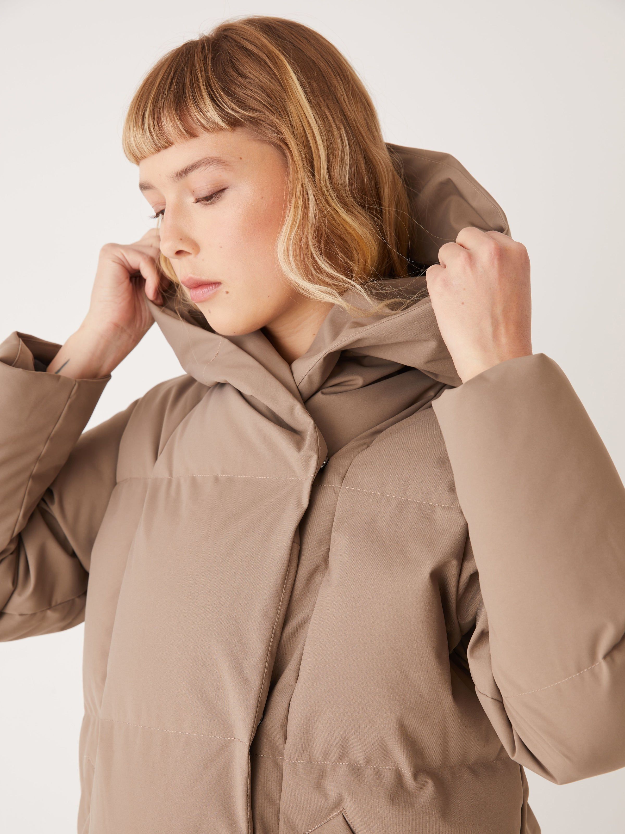 The Hygge Puffer Coat in Walnut sold by Frank & Oak product image thumbnail 5