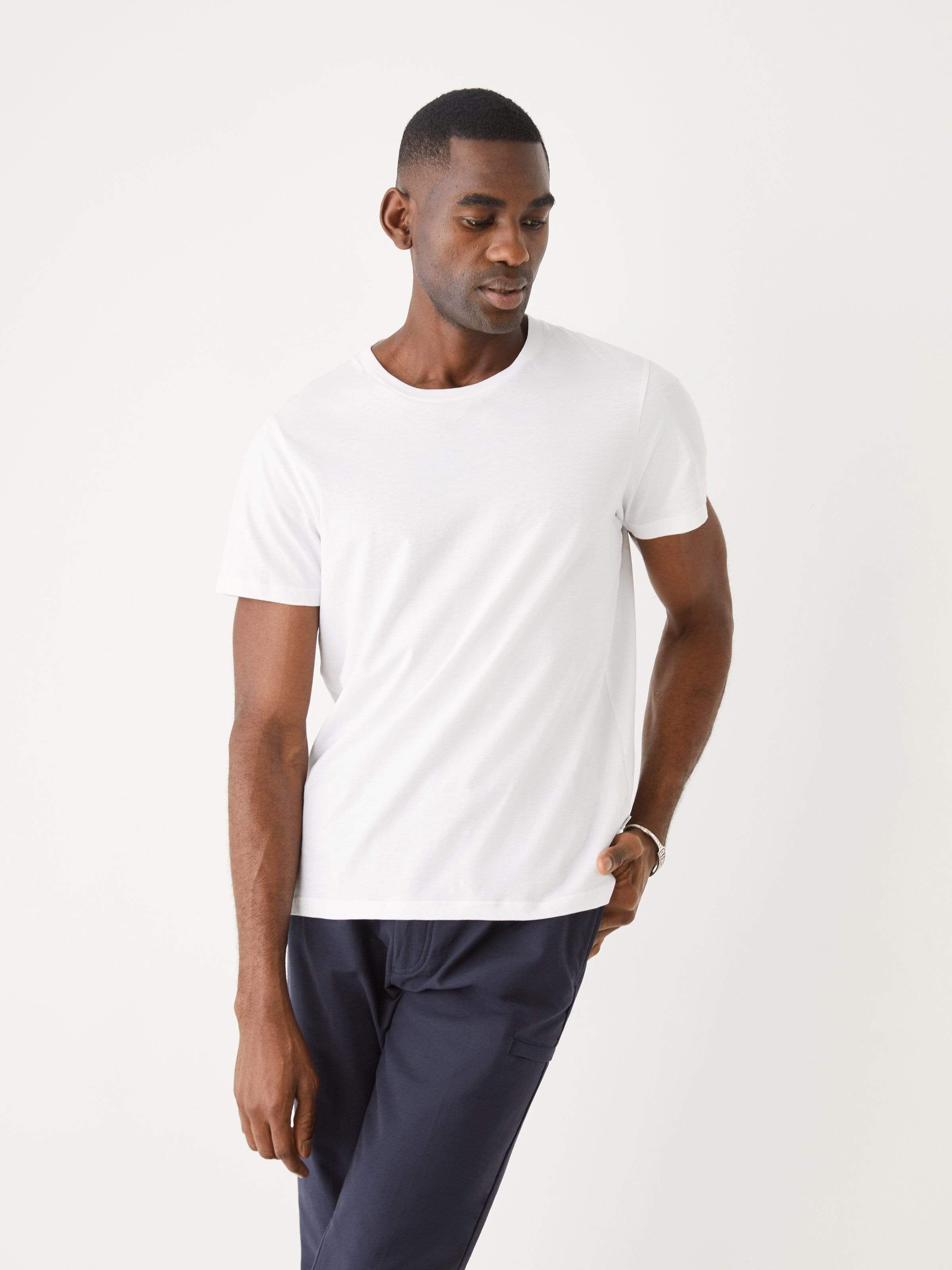 The Slim Fit Essential T-Shirt in Bright White sold by Frank & Oak product image thumbnail 4