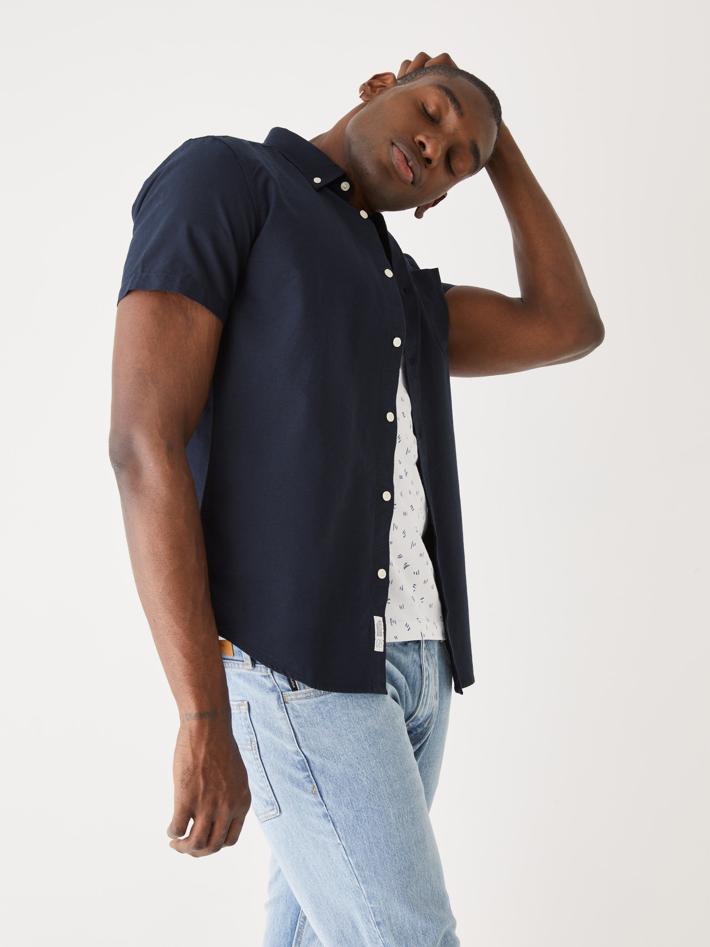 The Short-Sleeved Jasper Oxford Shirt in Deep Blue sold by Frank & Oak product image thumbnail 4