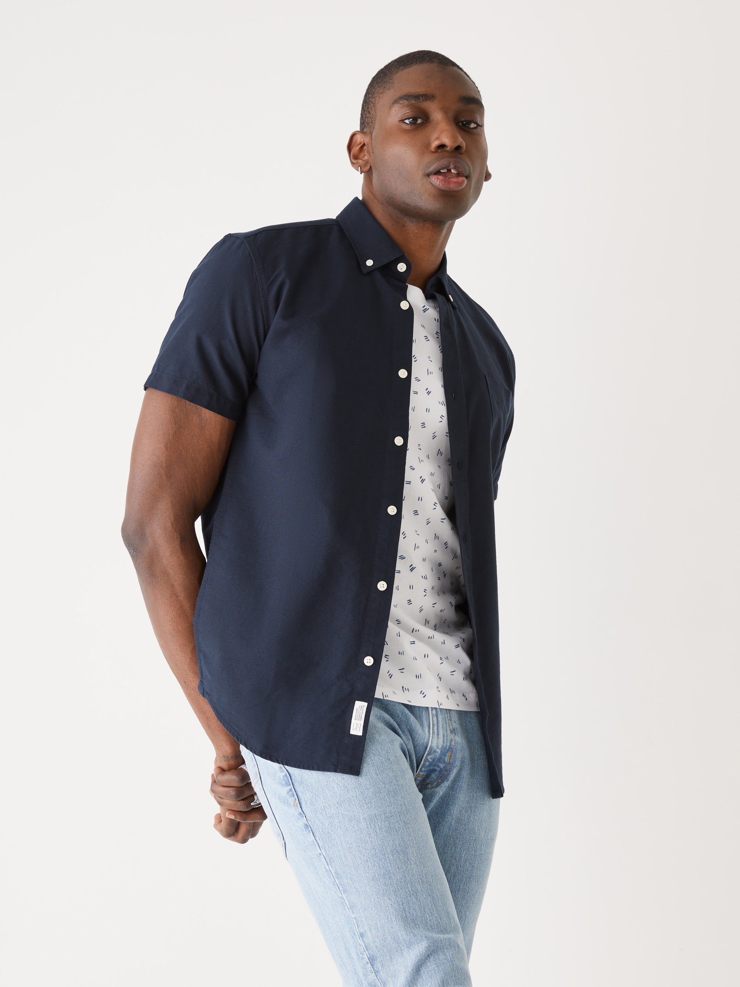 The Short-Sleeved Jasper Oxford Shirt in Deep Blue sold by Frank & Oak product image thumbnail 2