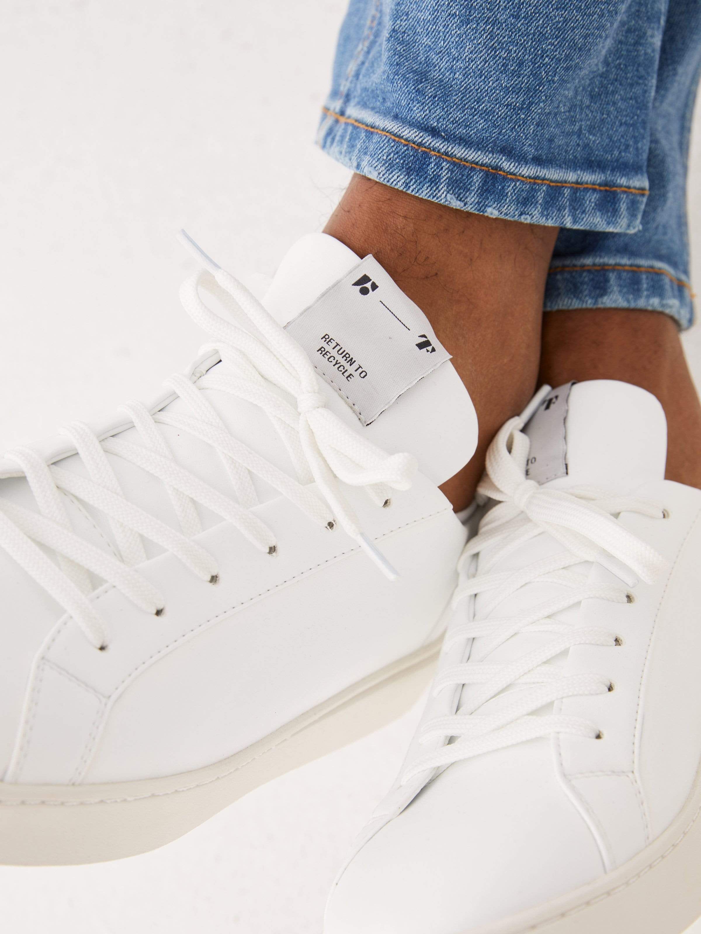 Thousand Fell x Frank And Oak Sneaker in Rose Taupe sold by Frank & Oak product image thumbnail 4